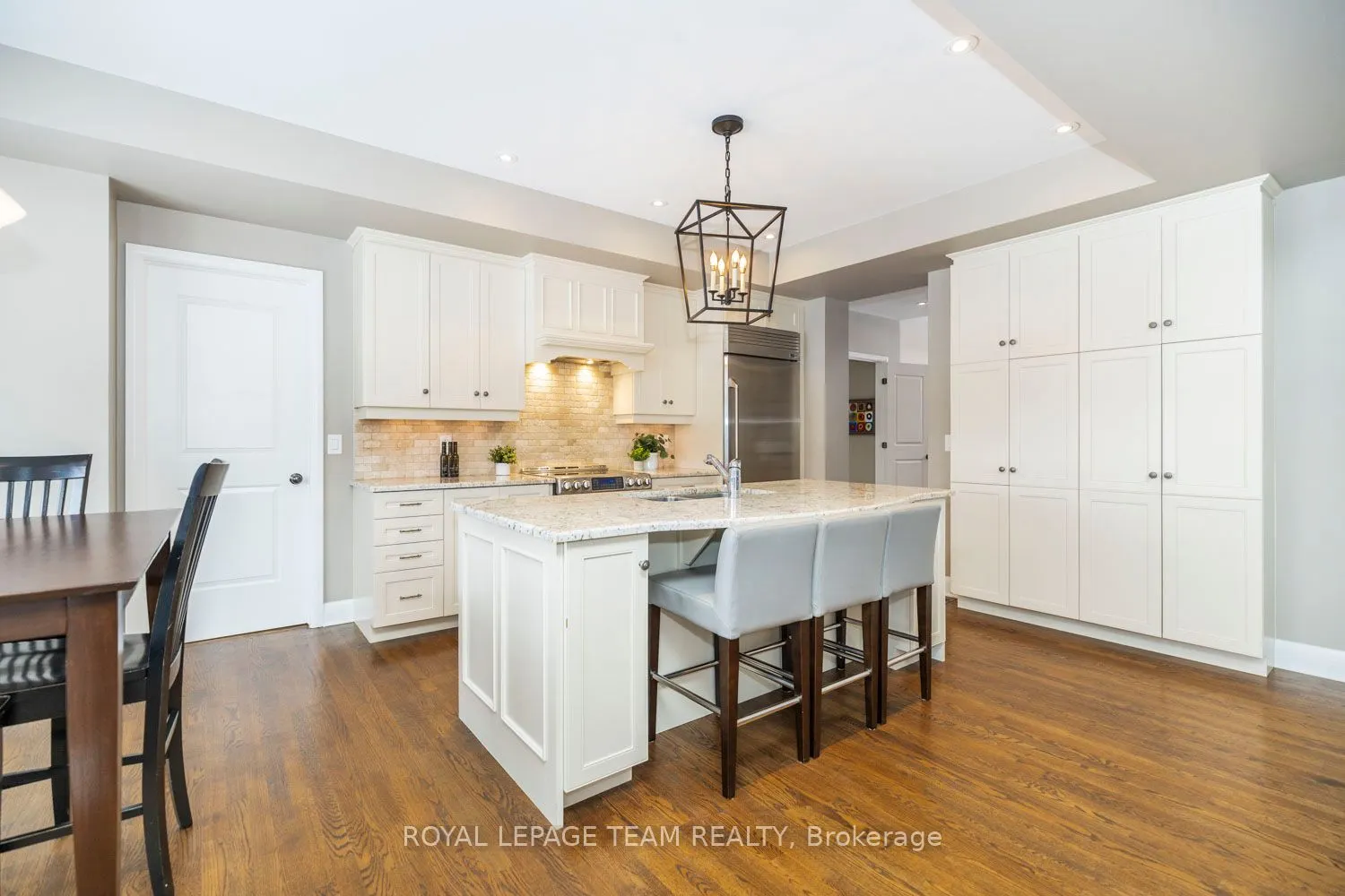 213 CABRELLE Place