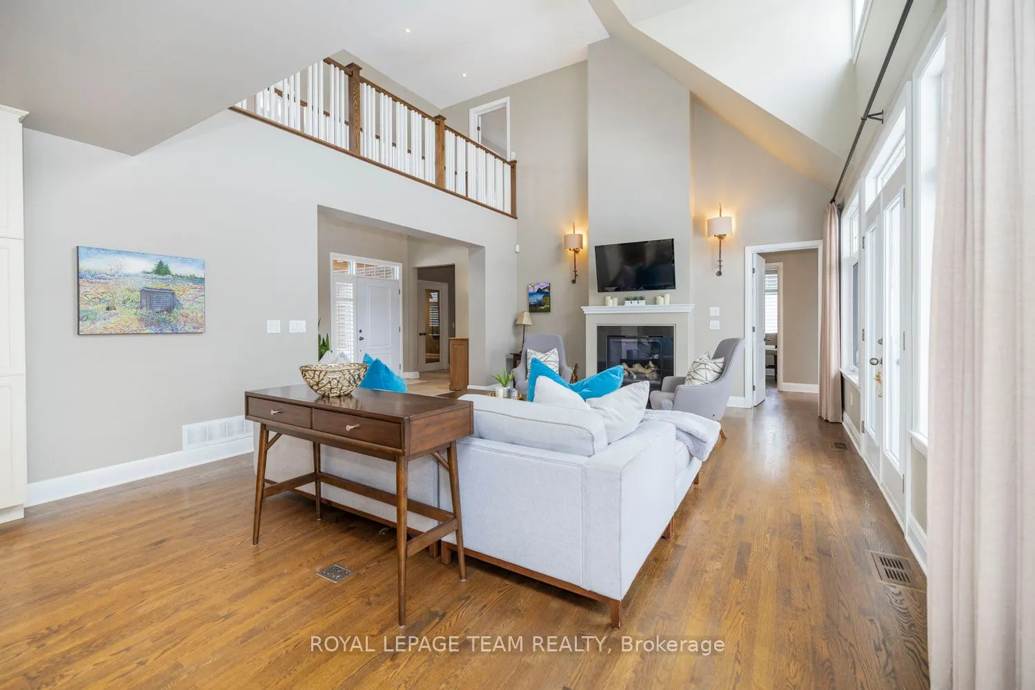 213 CABRELLE Place