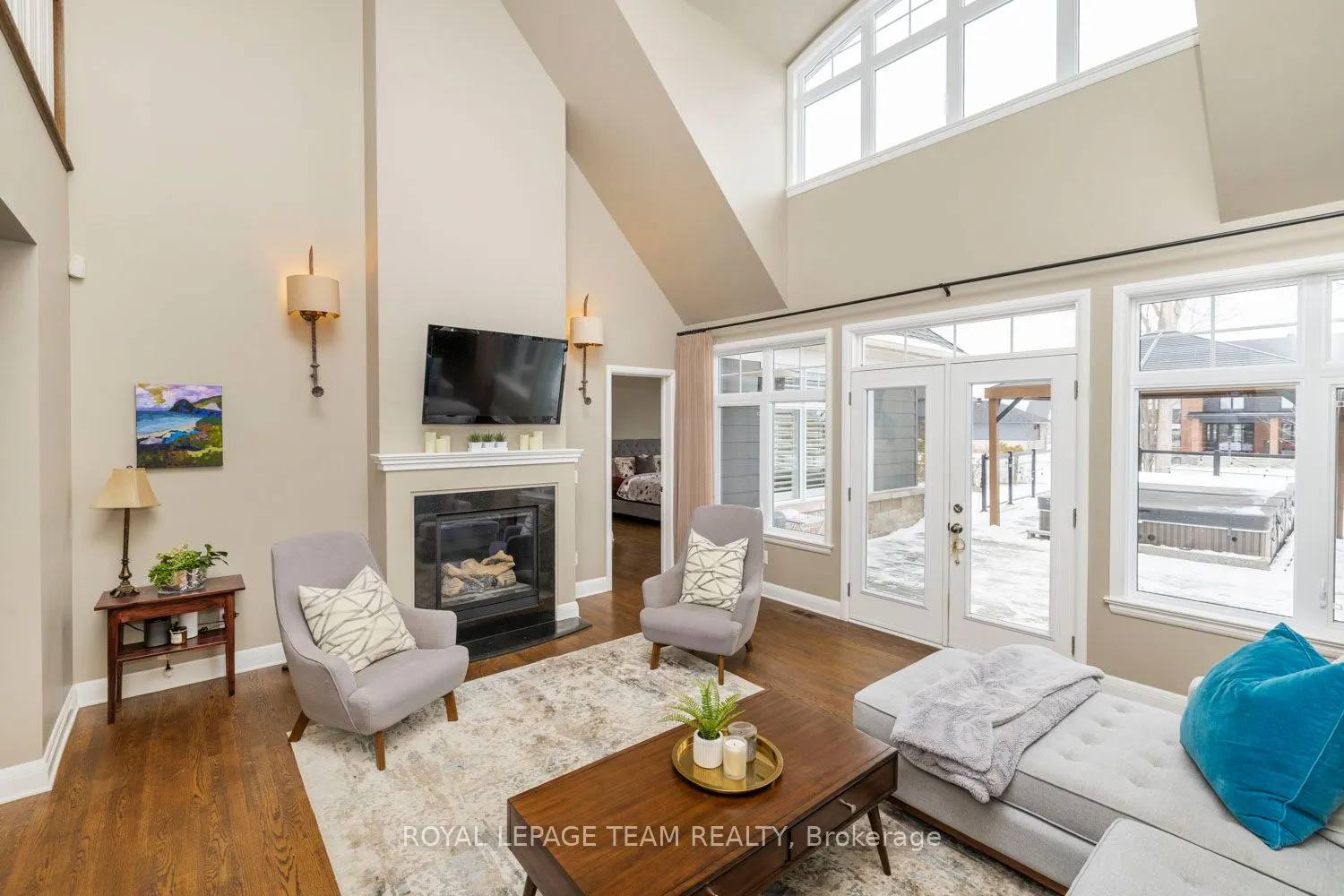 213 CABRELLE Place