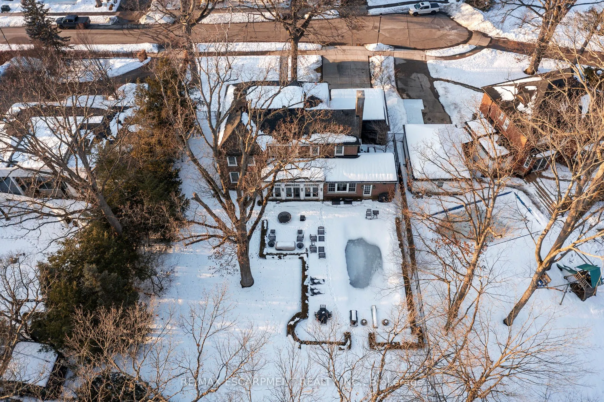 5 Mayfair Place