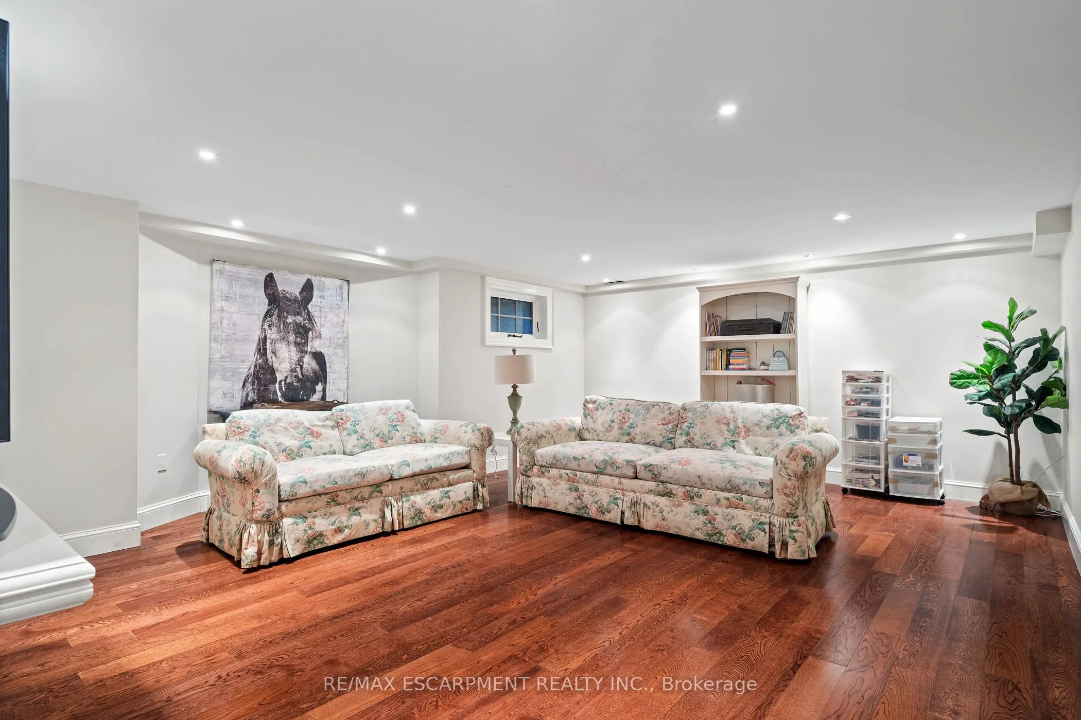5 Mayfair Place