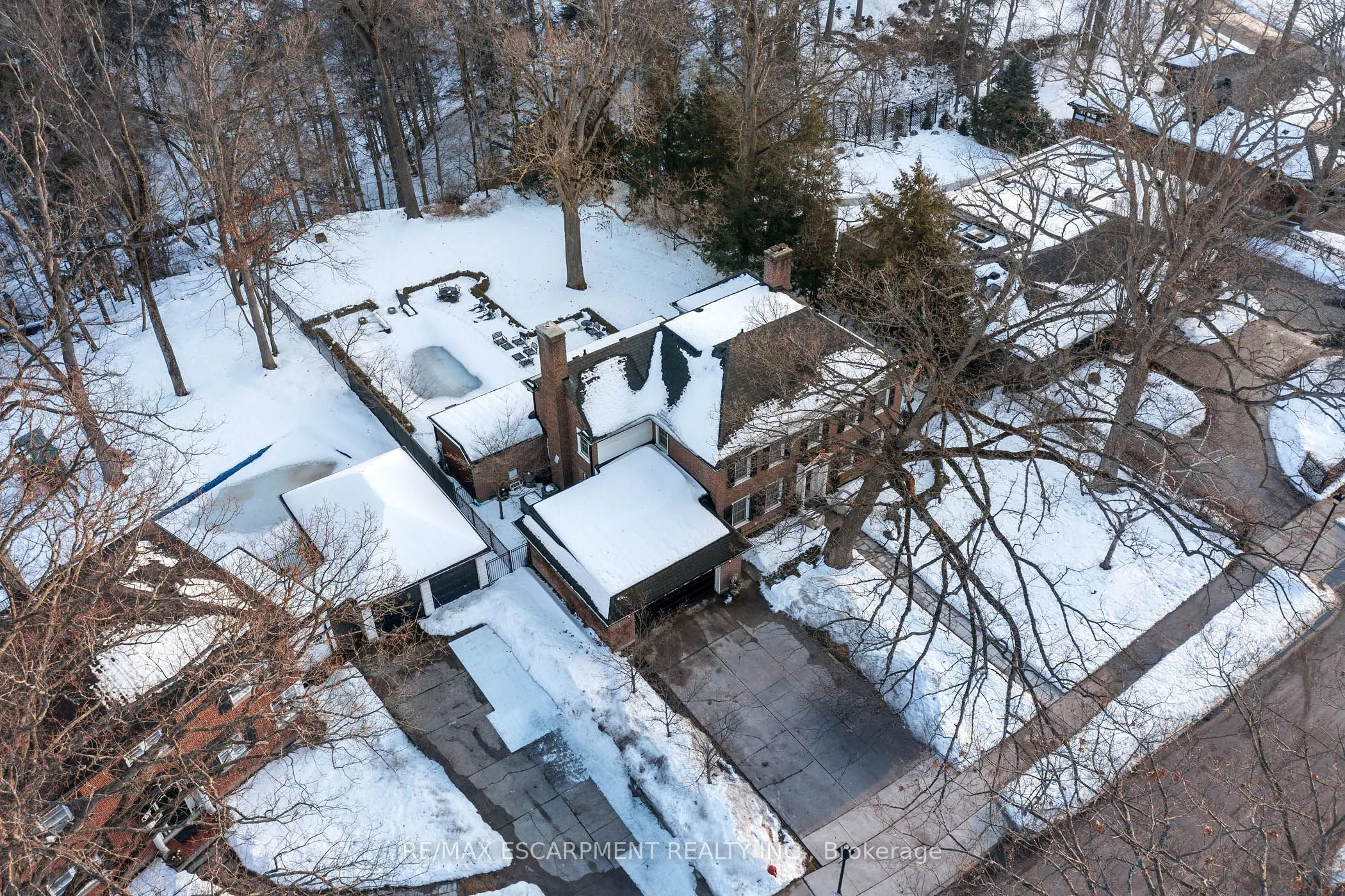 5 Mayfair Place
