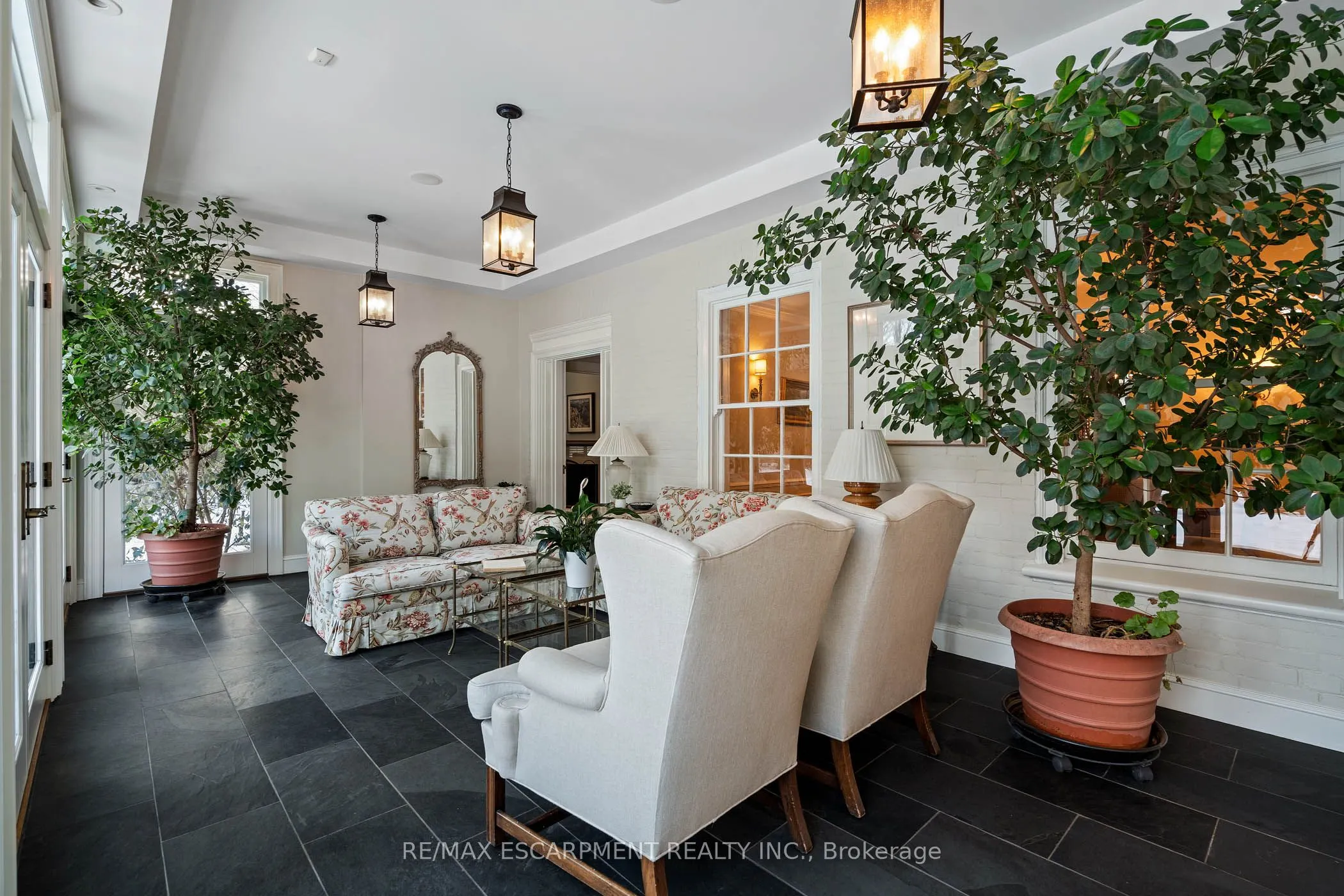 5 Mayfair Place