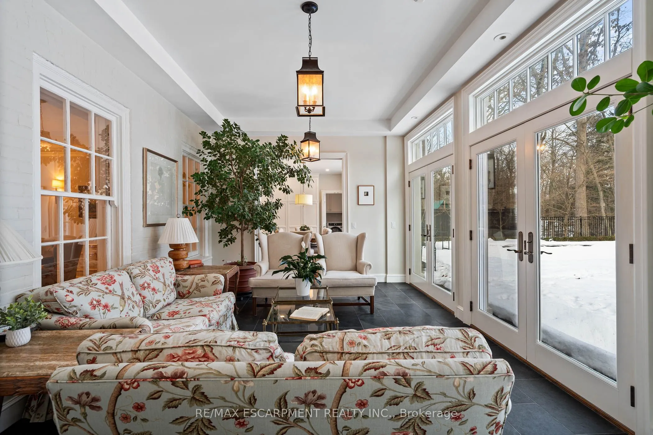 5 Mayfair Place