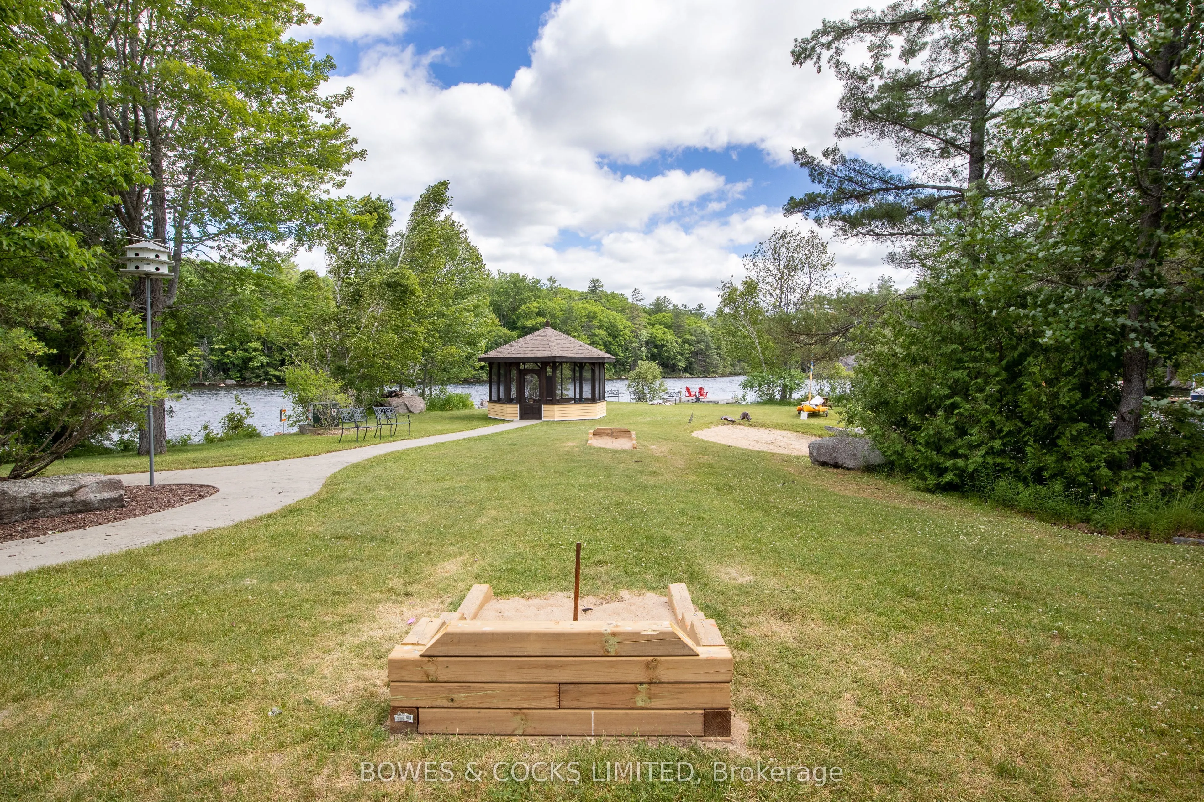 1579 Anstruther Lake Road #7
