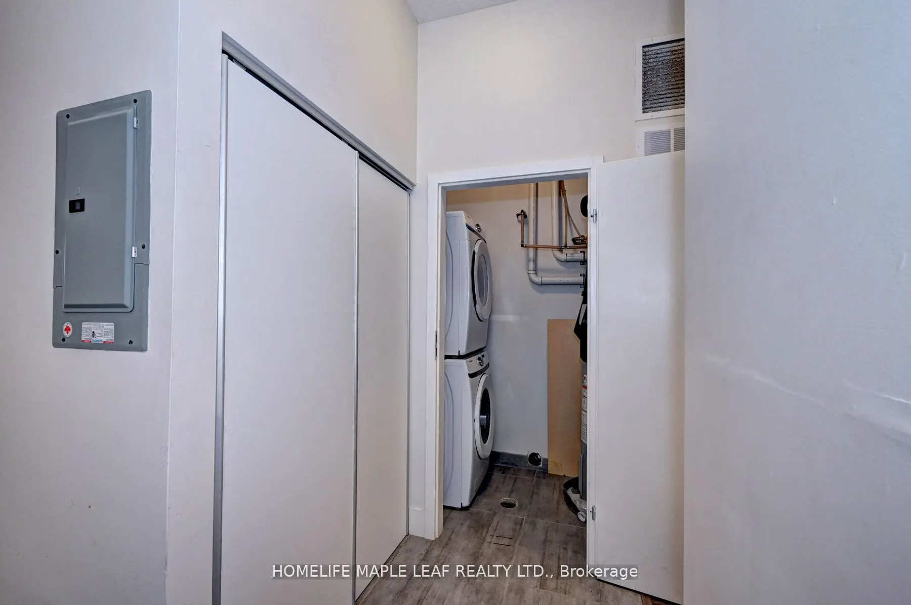 253 ALBERT Street W, #106