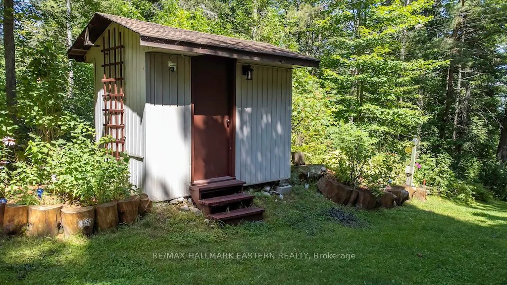 26 Manitou Lane