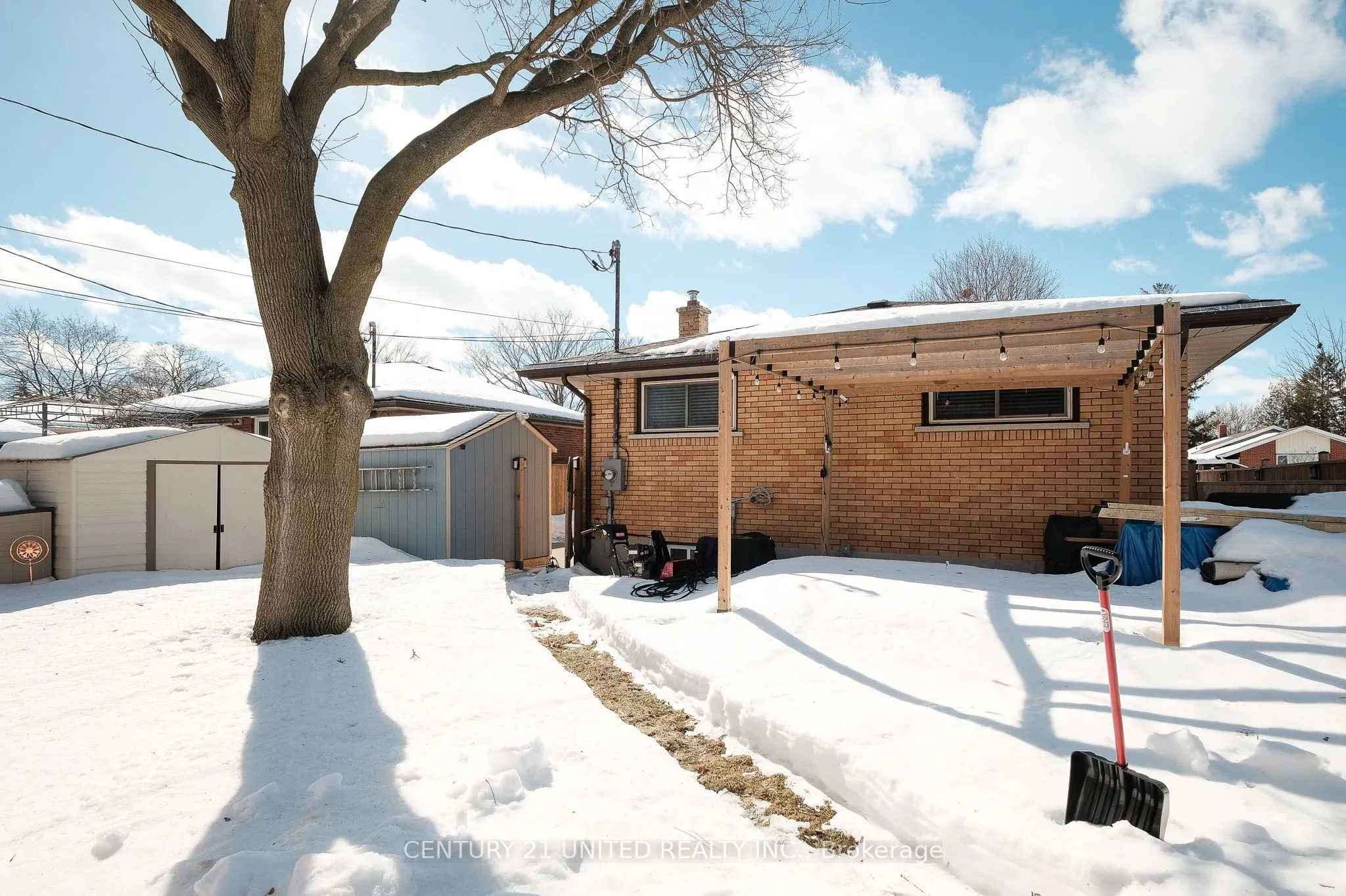 526 Robert Road