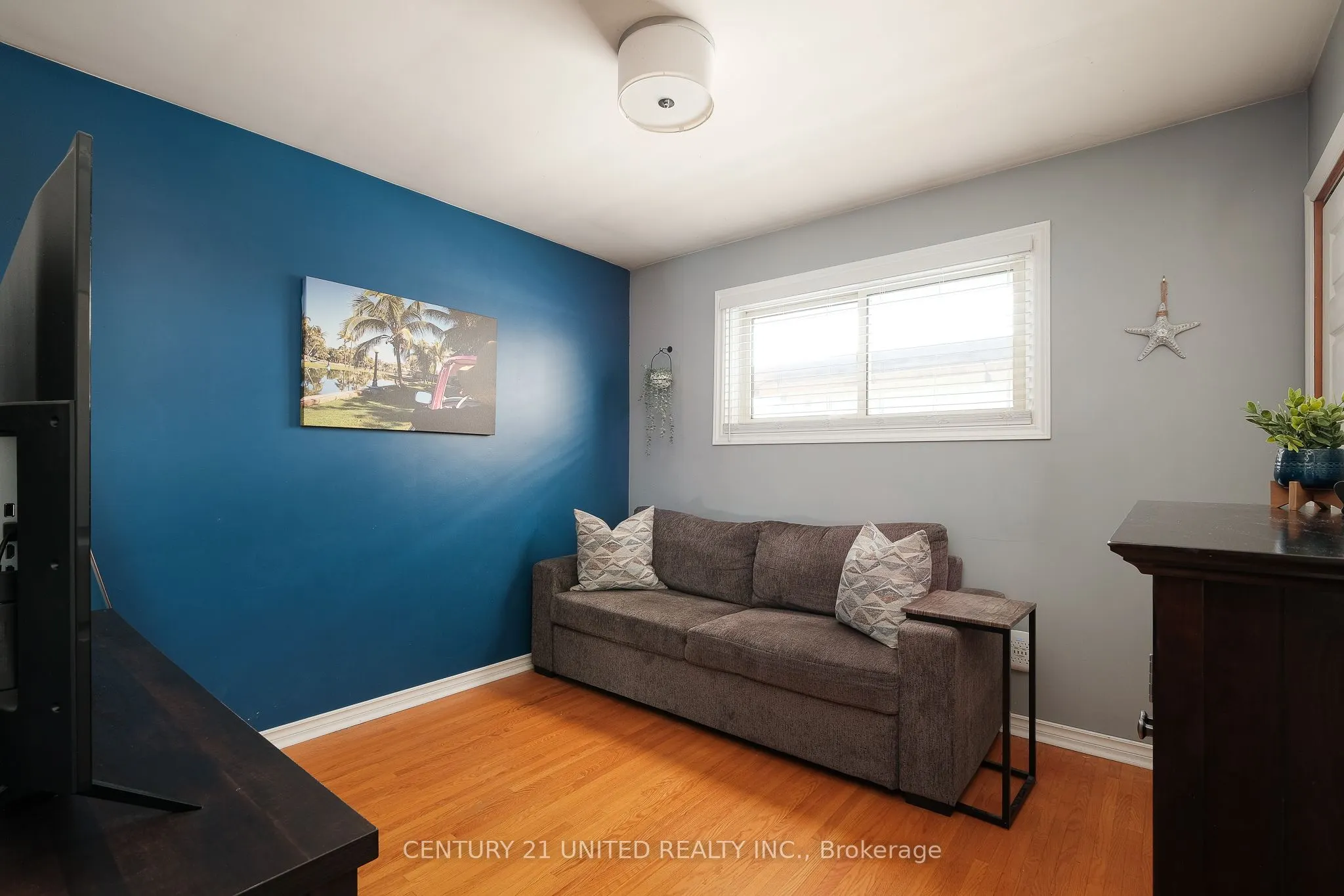 526 Robert Road