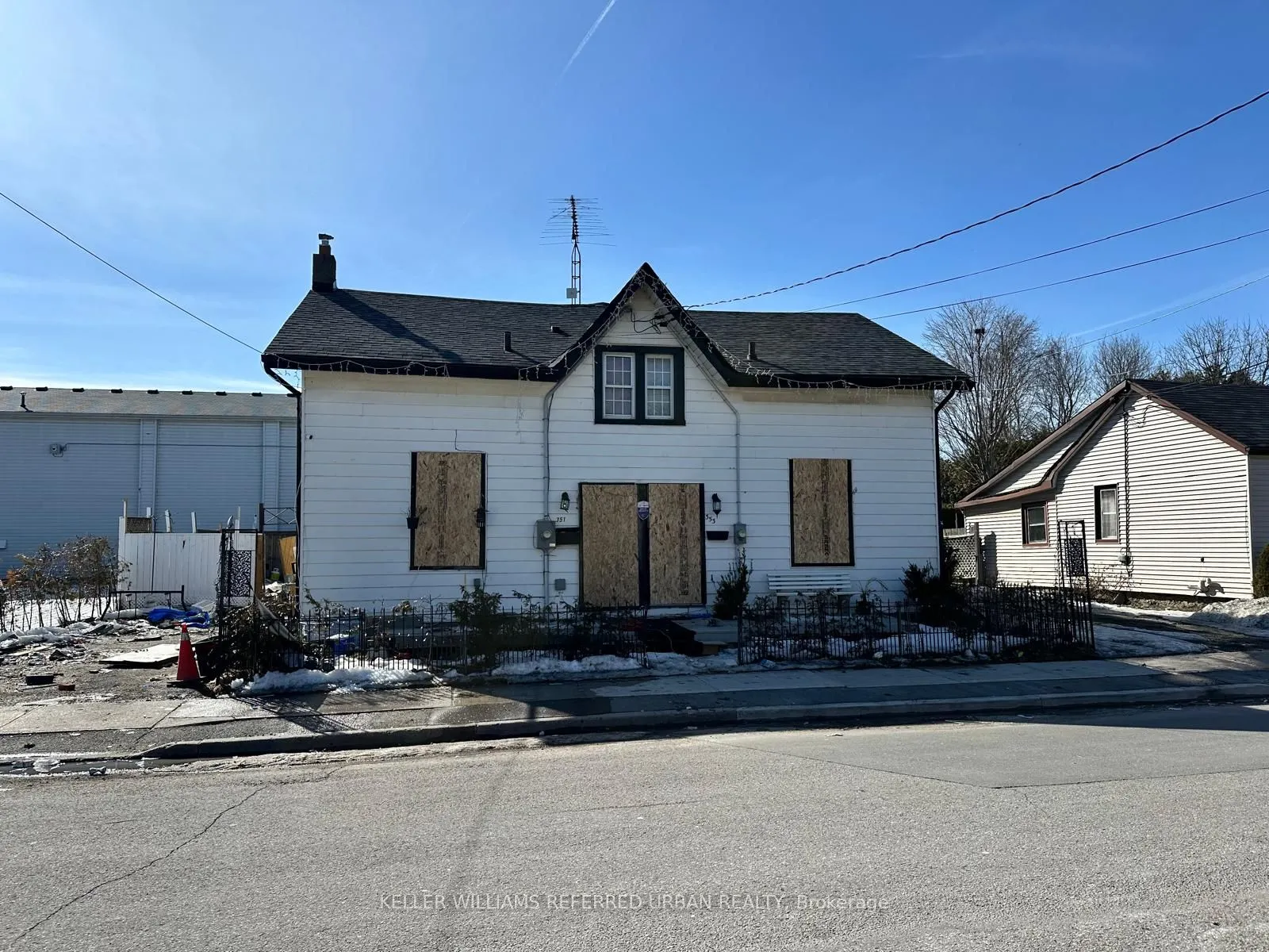 353 John Street