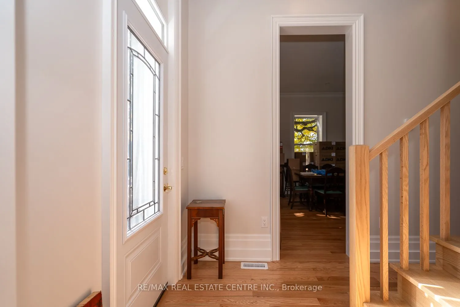 154 Main Street W