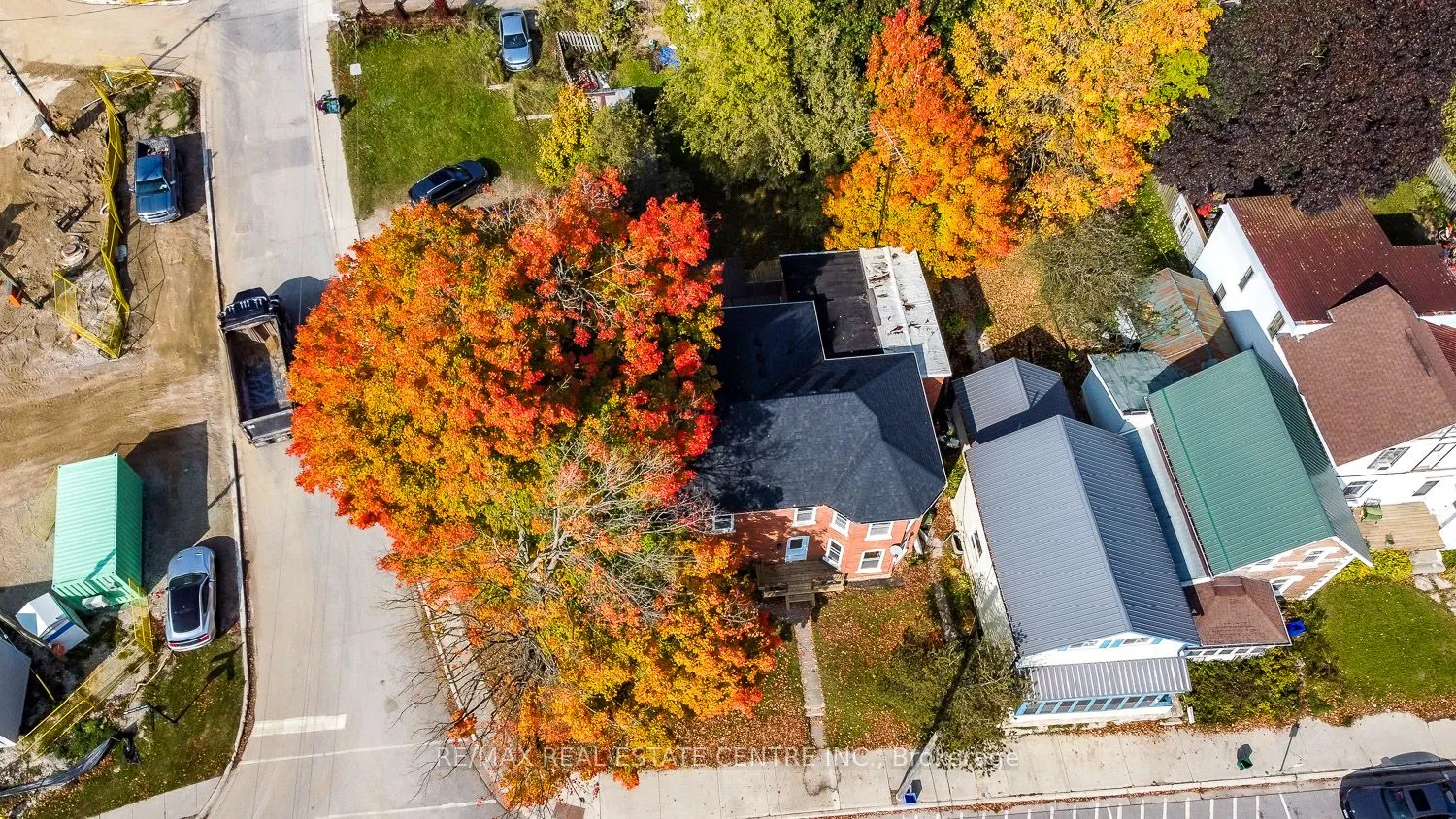 154 Main Street W