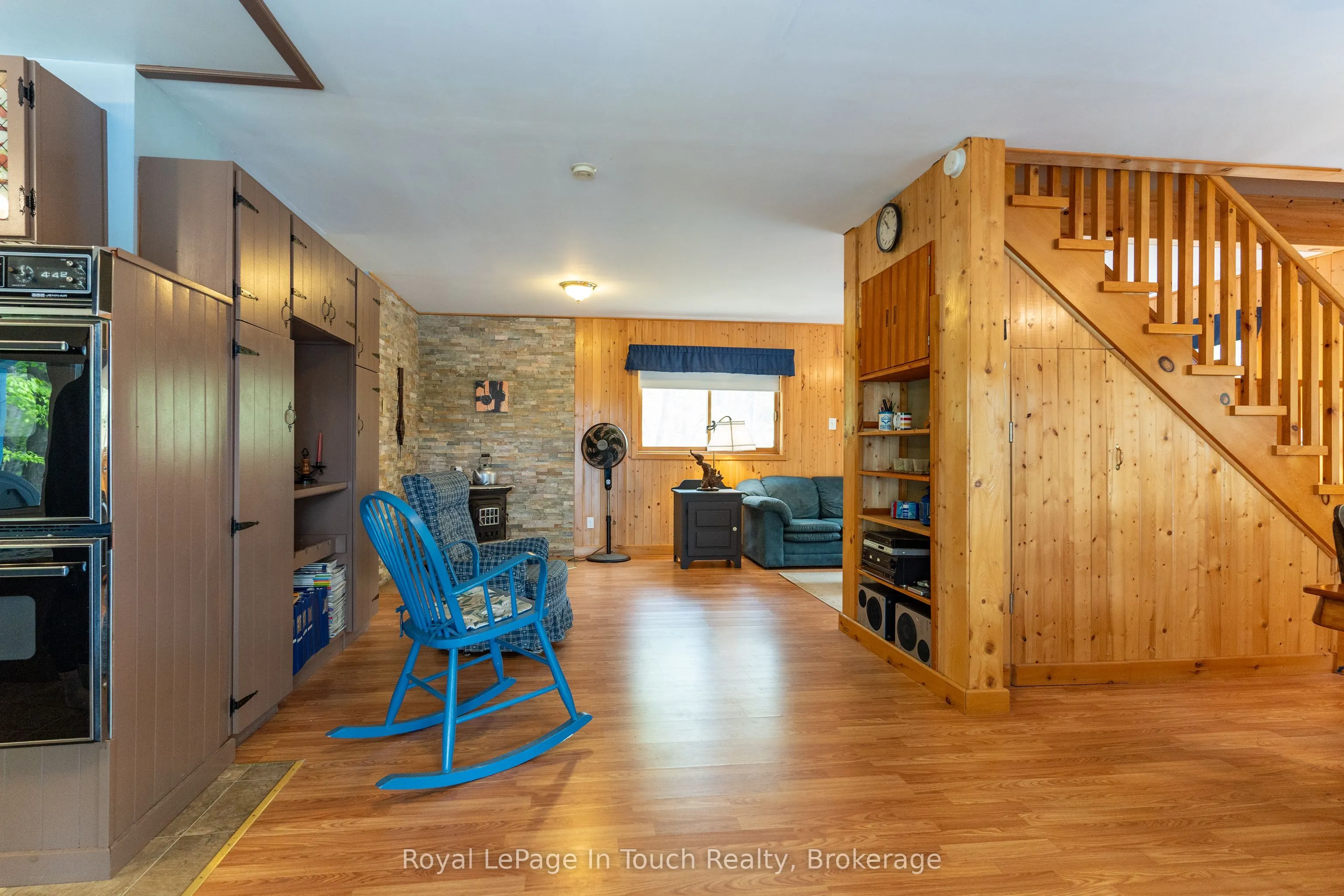 10080 Georgian Bay Shore