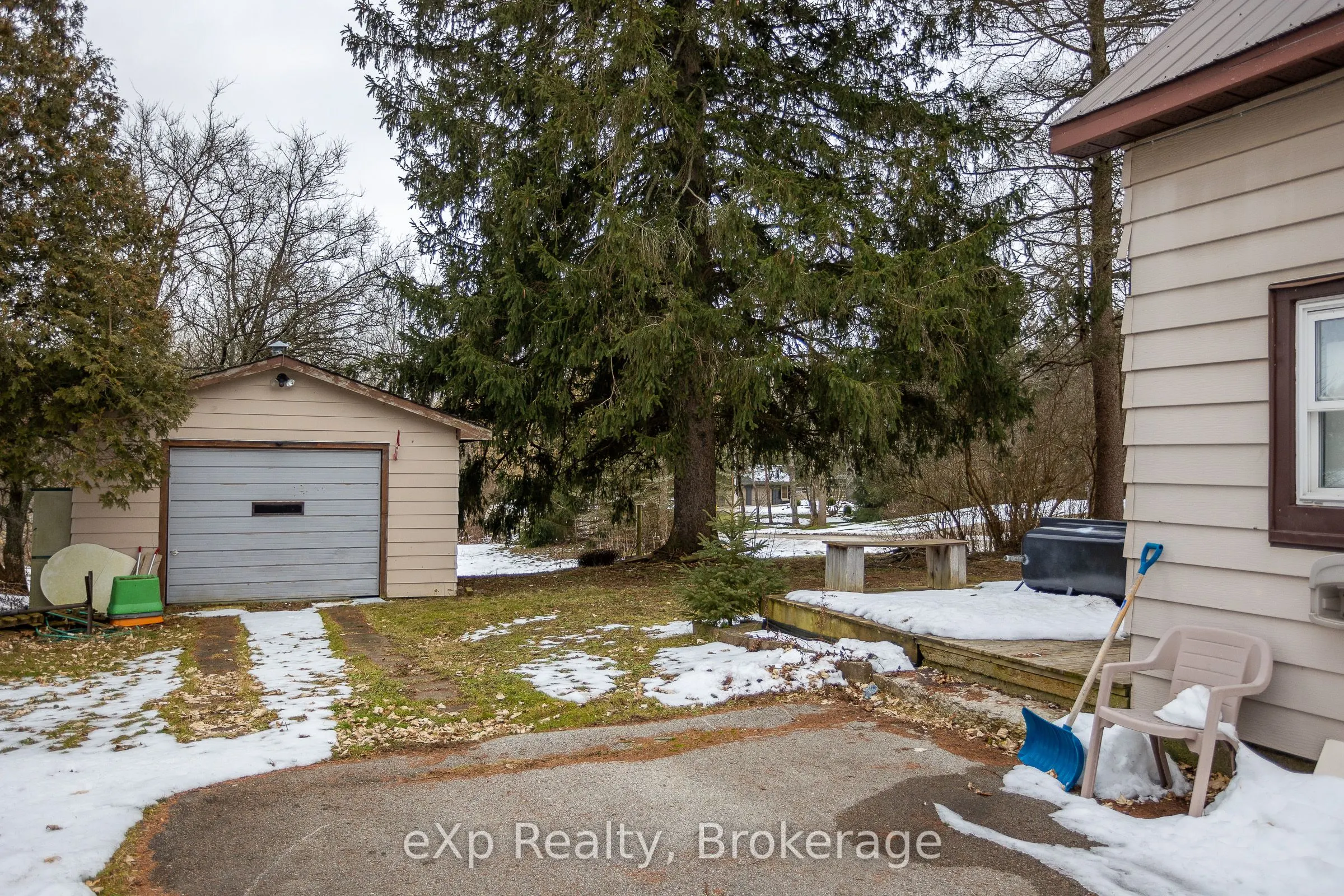 791 23rd Street W