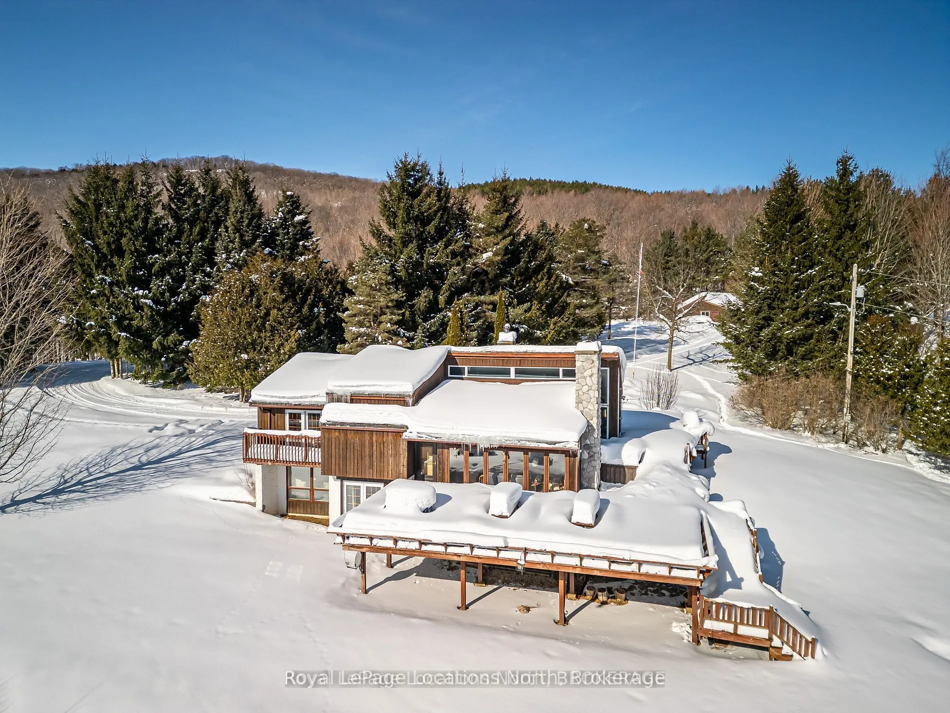 795310 The Blue Mountains Clearview Townline