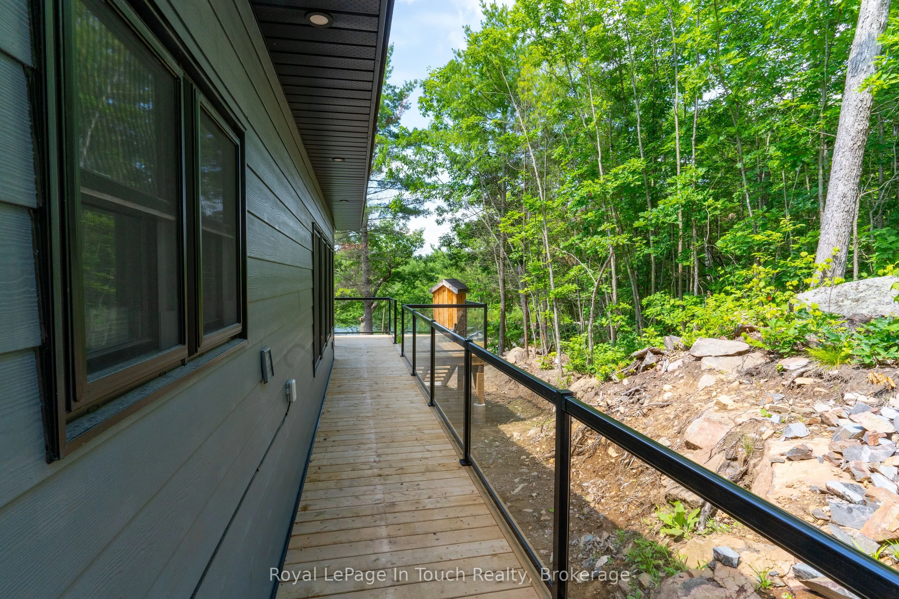8814 Georgian Bay Shore