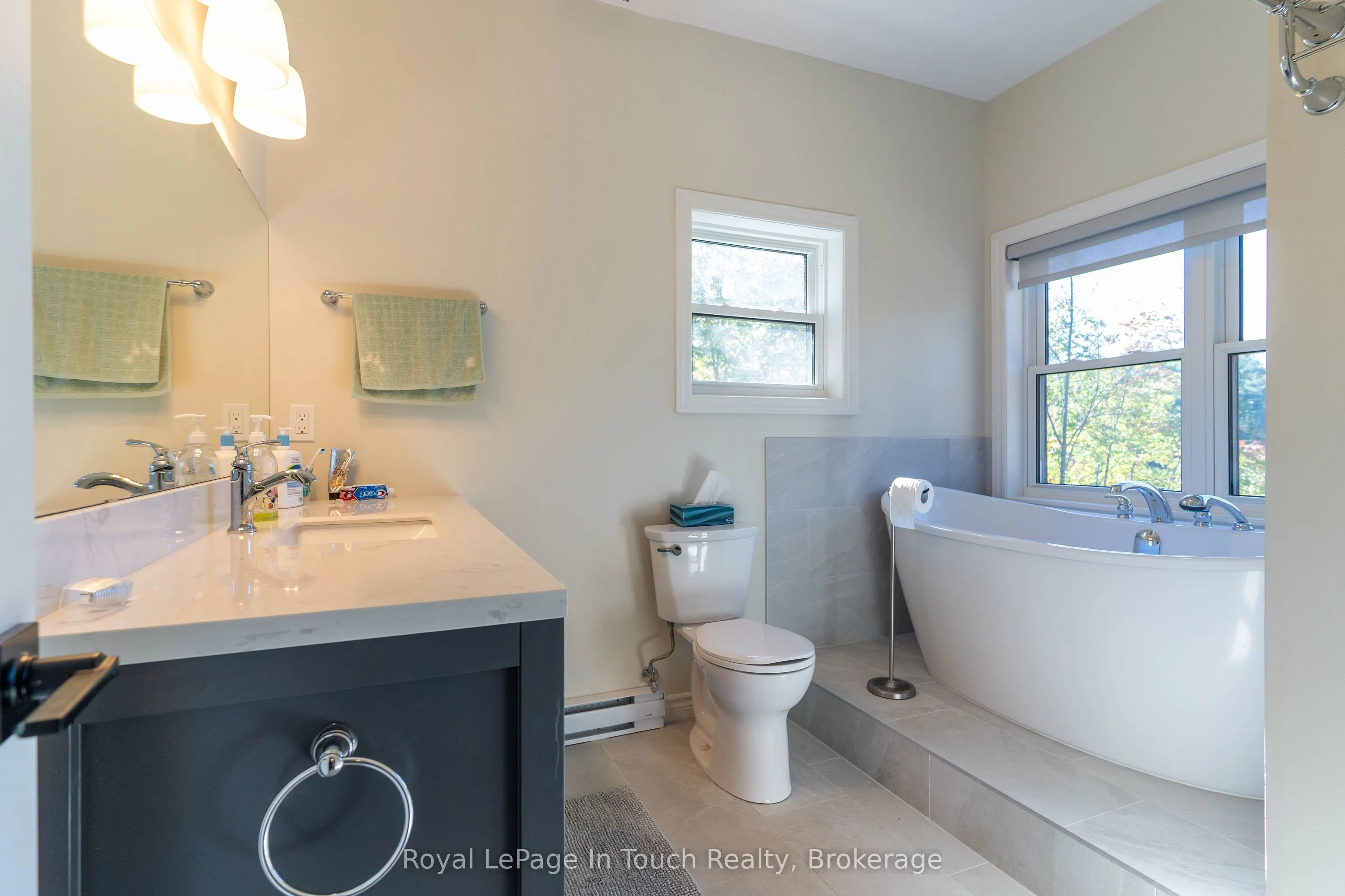 8814 Georgian Bay Shore