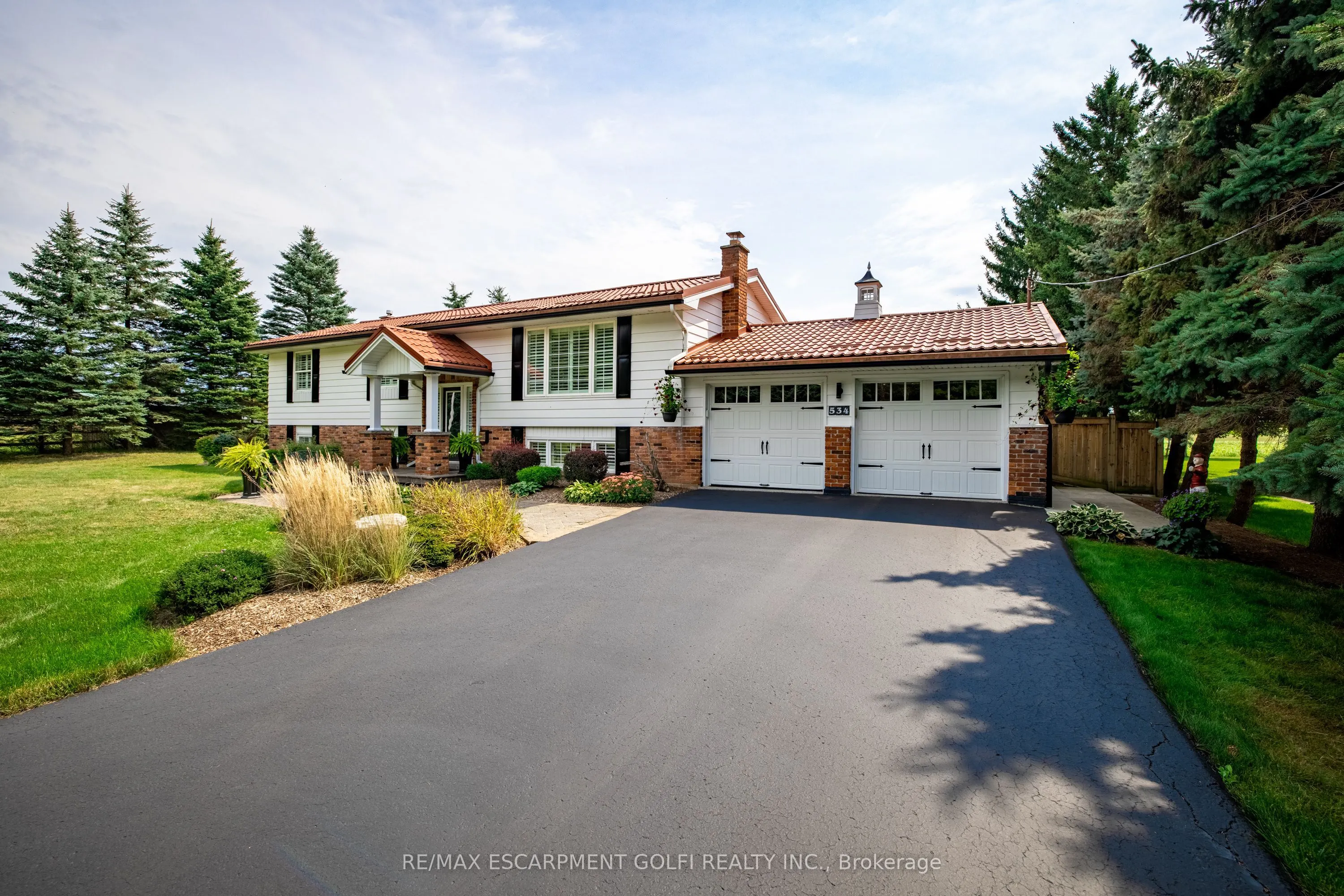 534 Concession 8 Road E