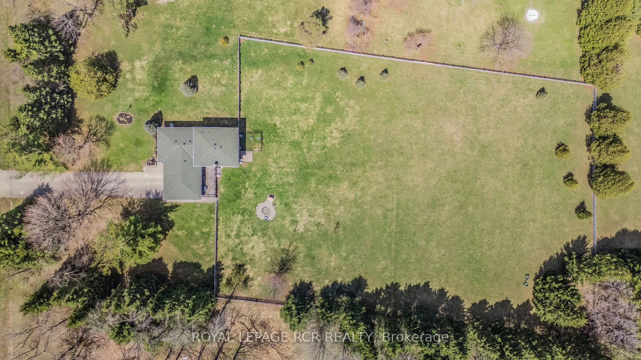 9 Woodland Road