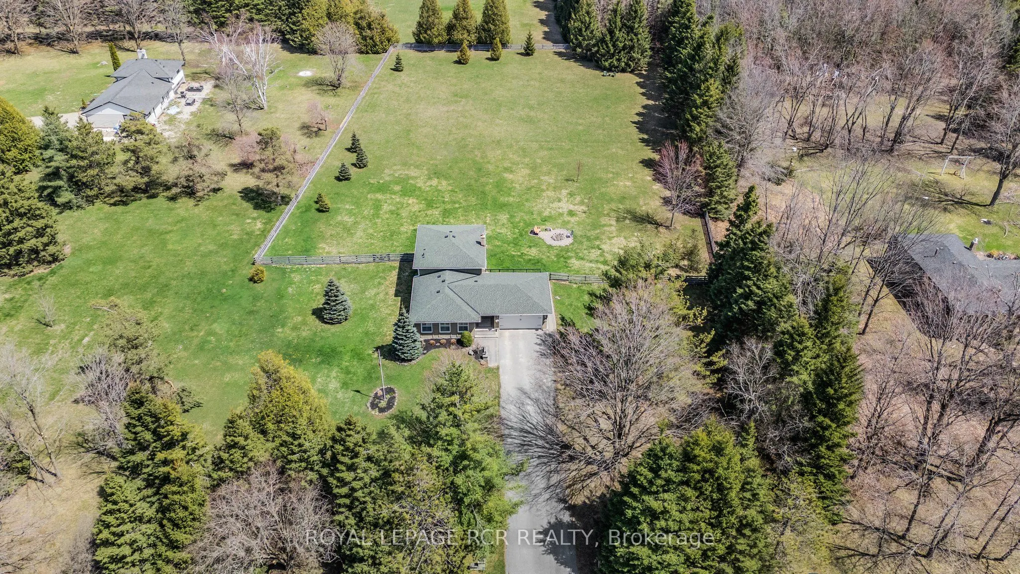 9 Woodland Road