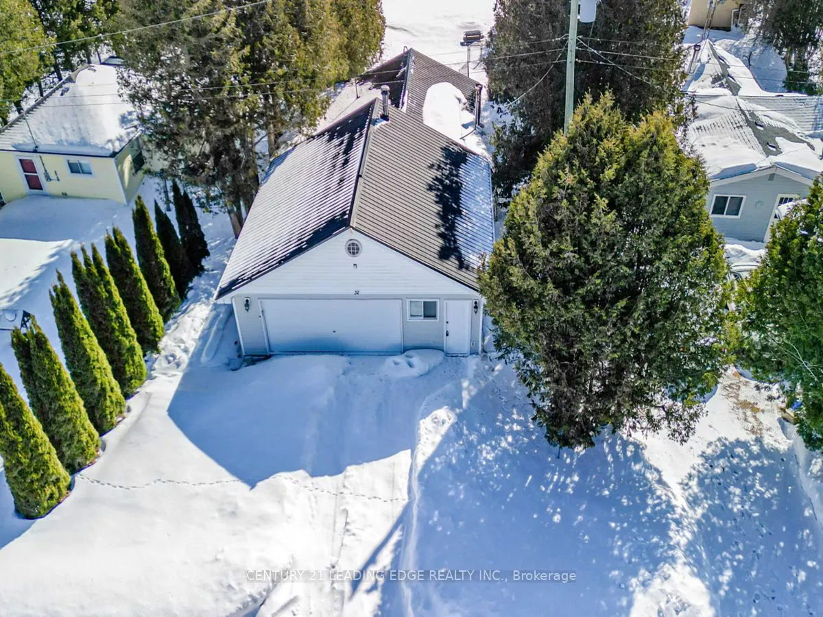 32 Beach Road