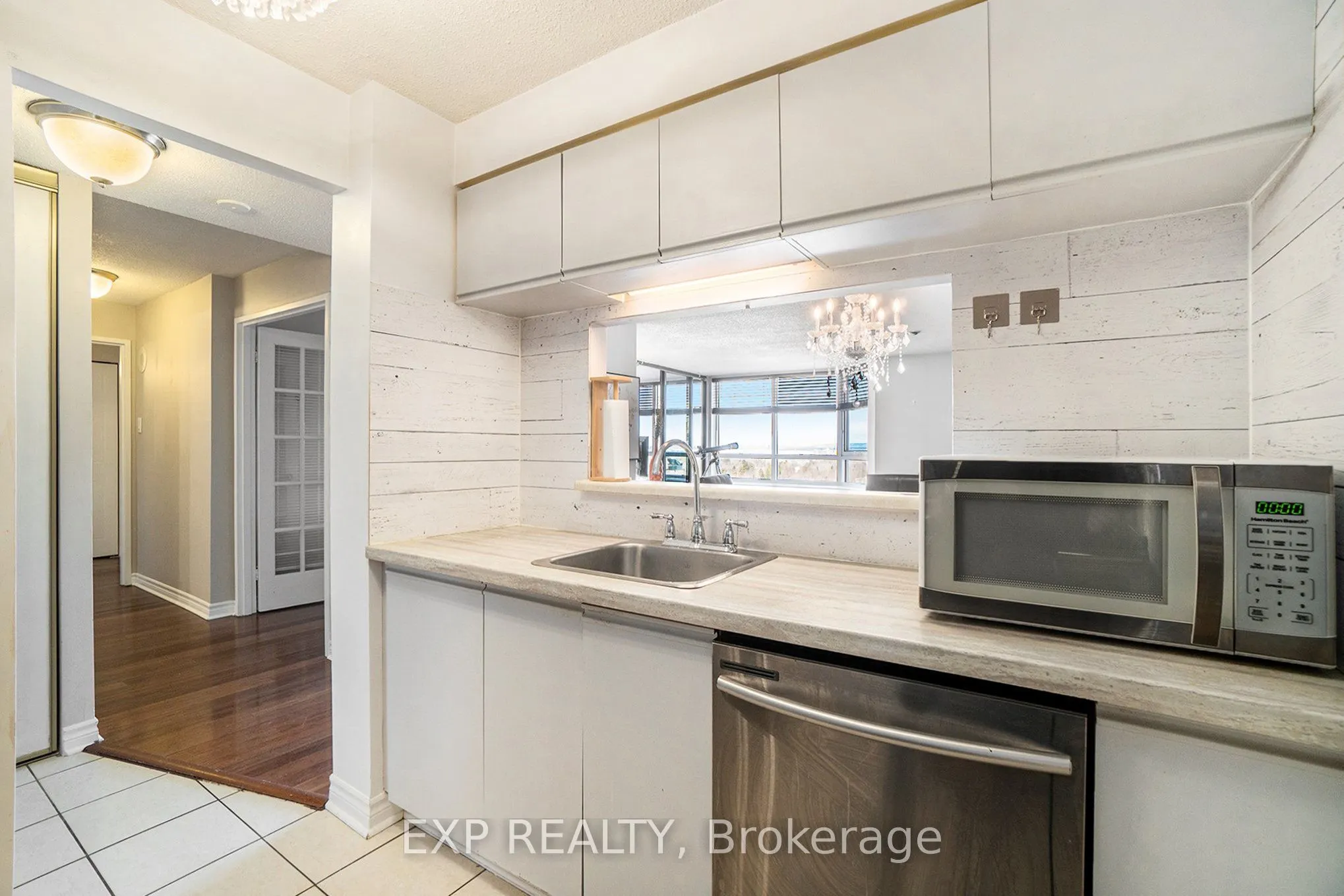 80 Sandcastle Drive, #1013