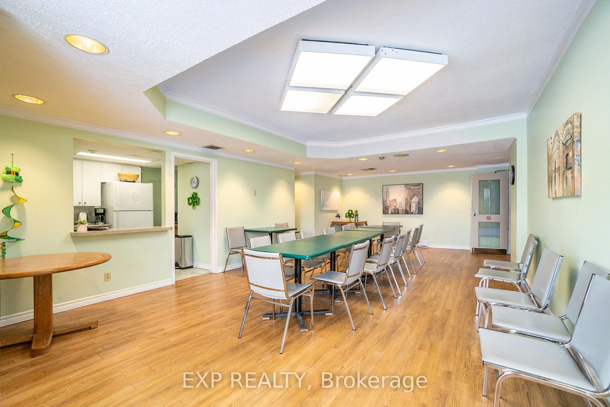 80 Sandcastle Drive, #1013