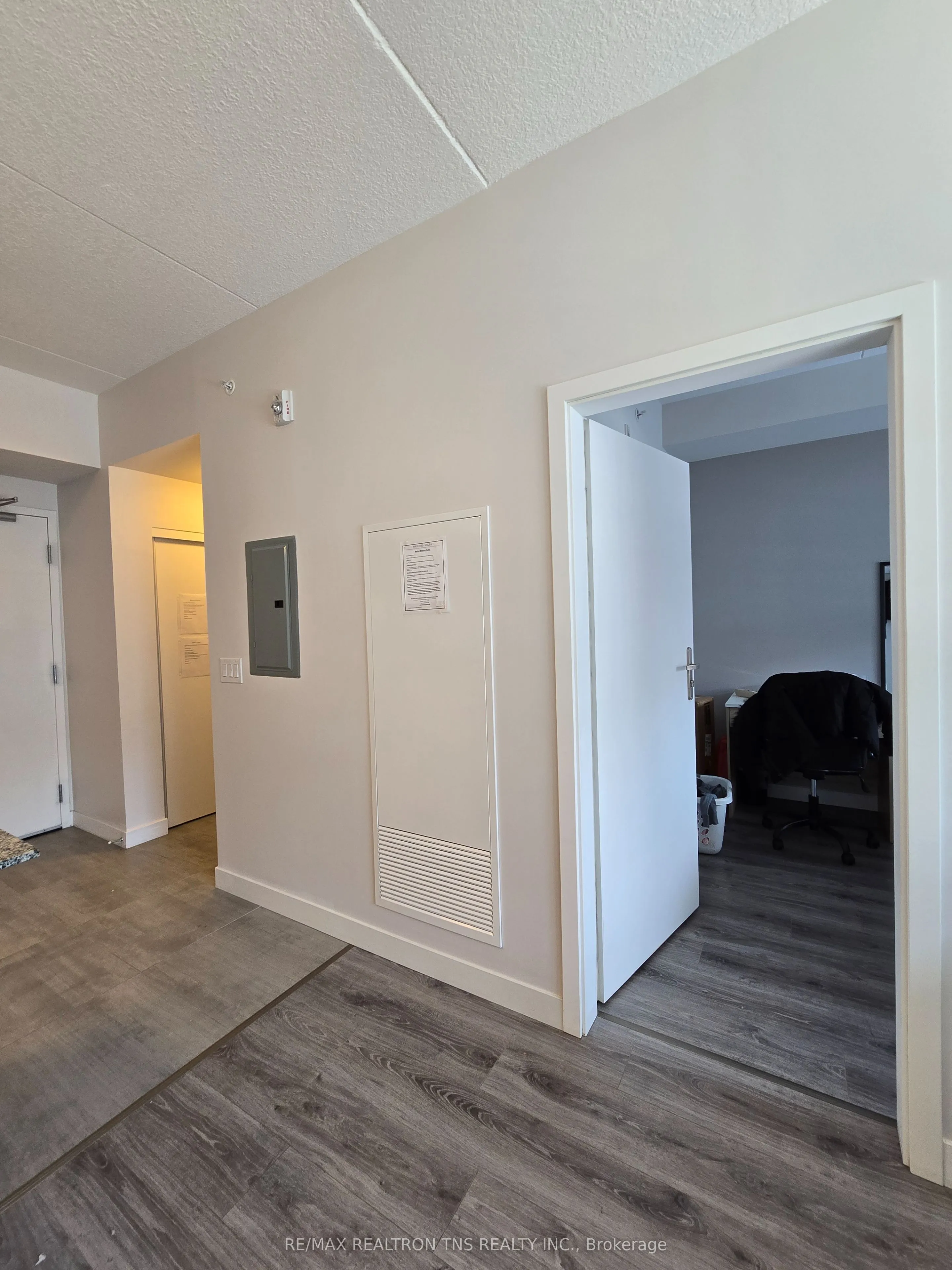251 Hemlock Street, #712