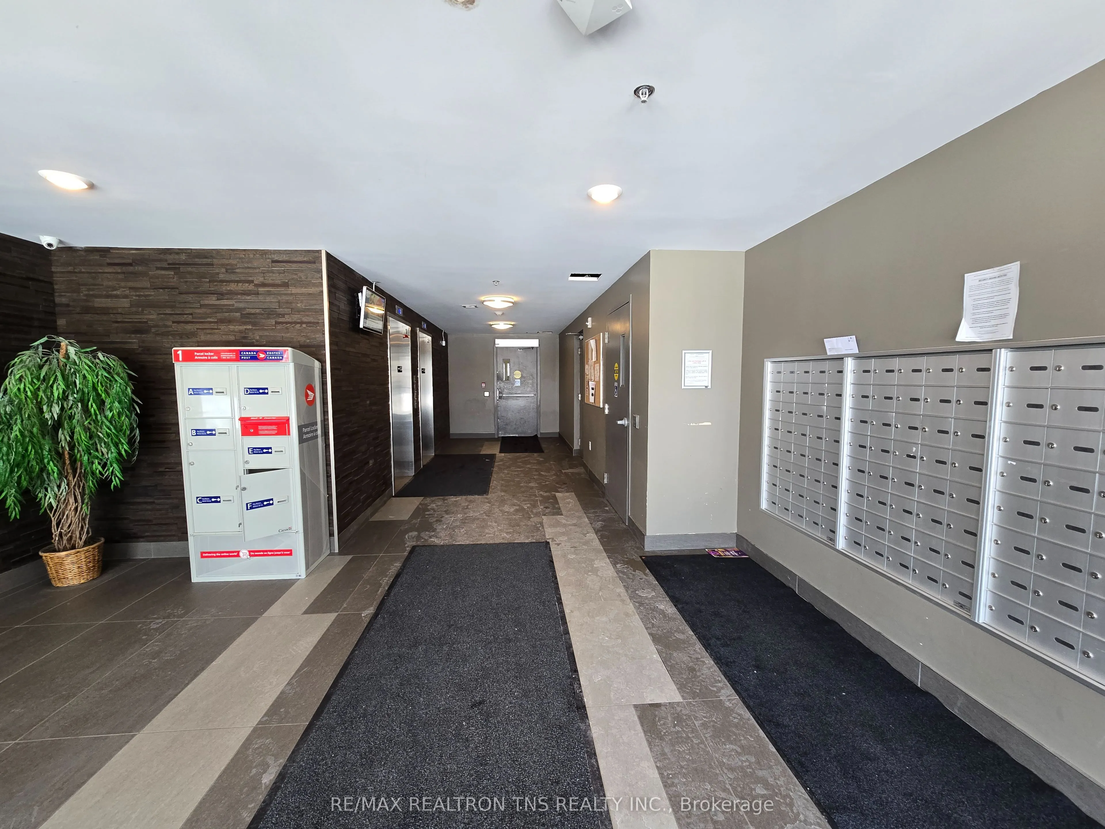 251 Hemlock Street, #712