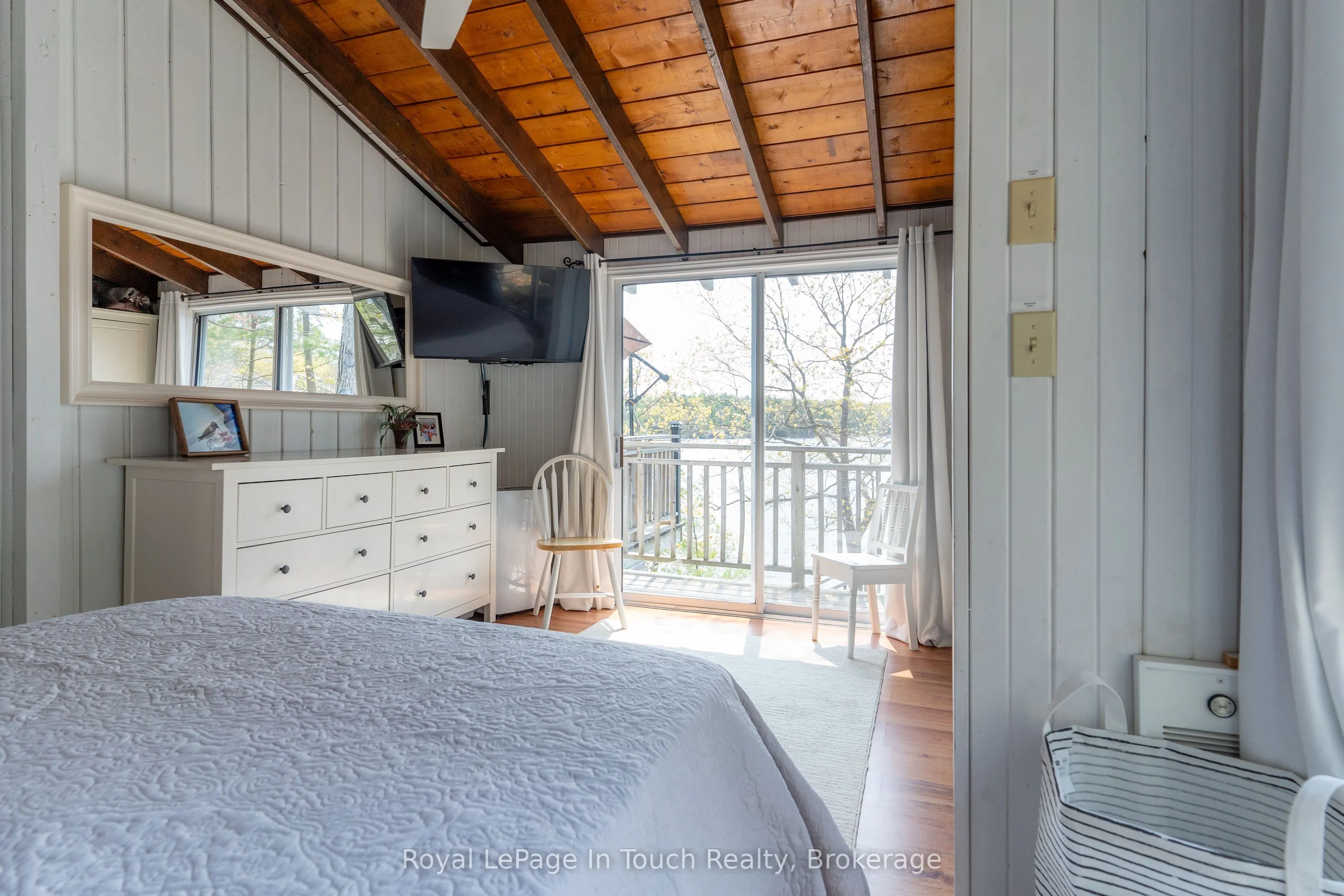 18588 Georgian Bay Shore