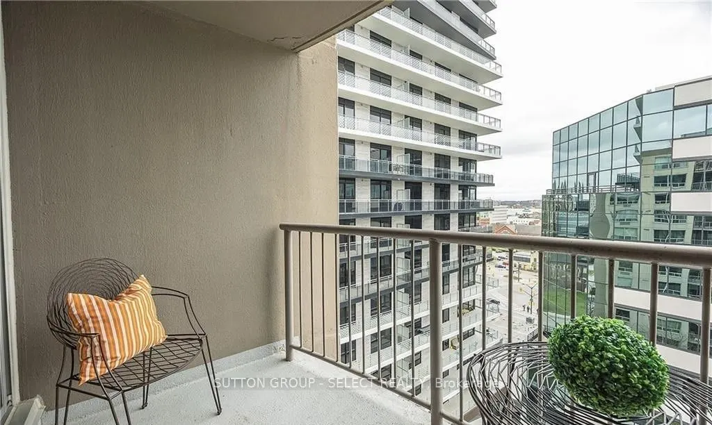155 Kent Street, #1205