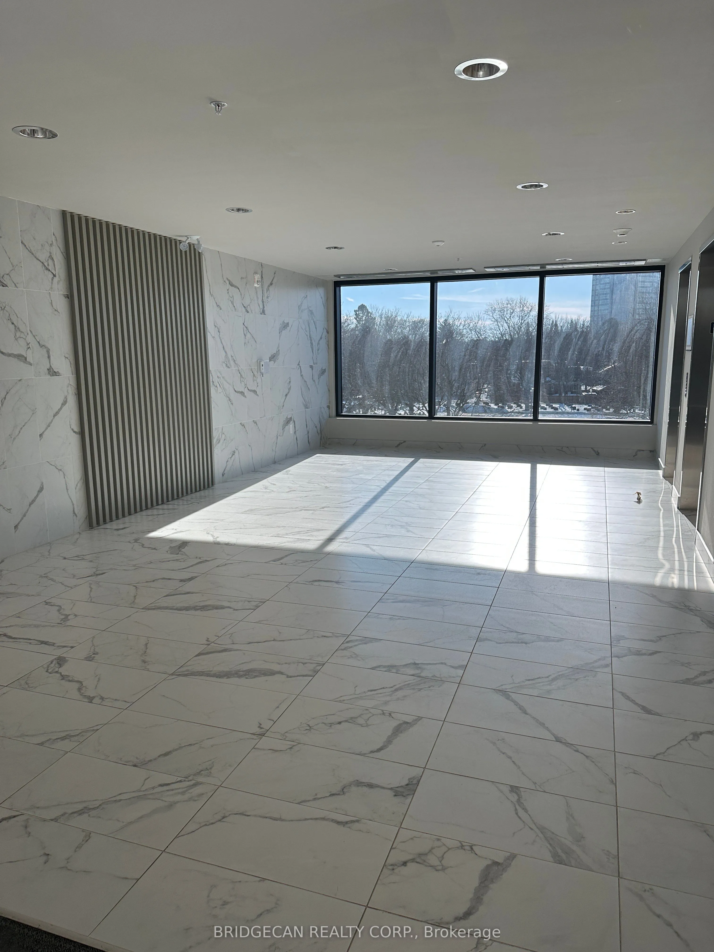 103 Roger Street, #6