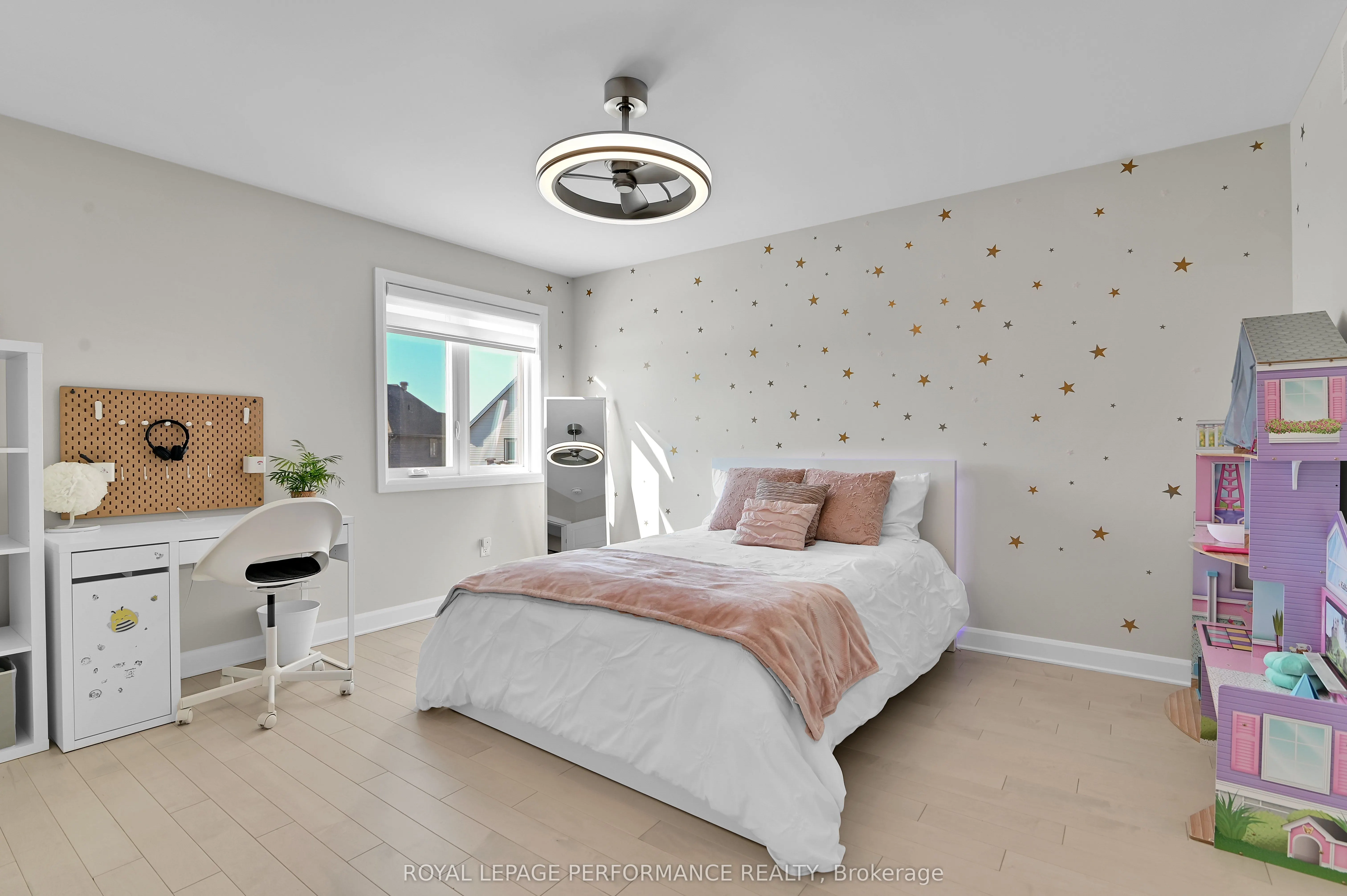 644 Moonflower Crescent