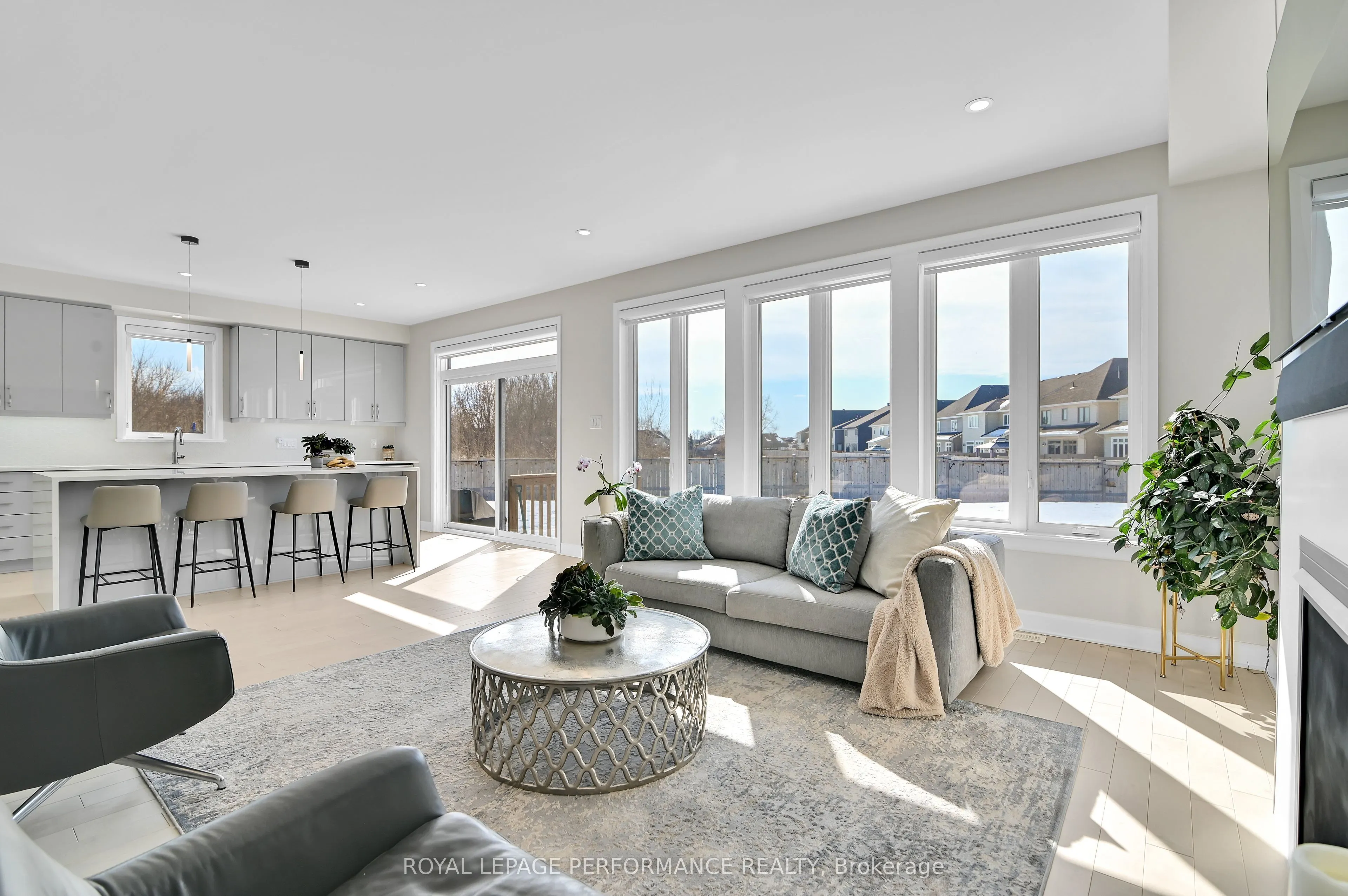 644 Moonflower Crescent