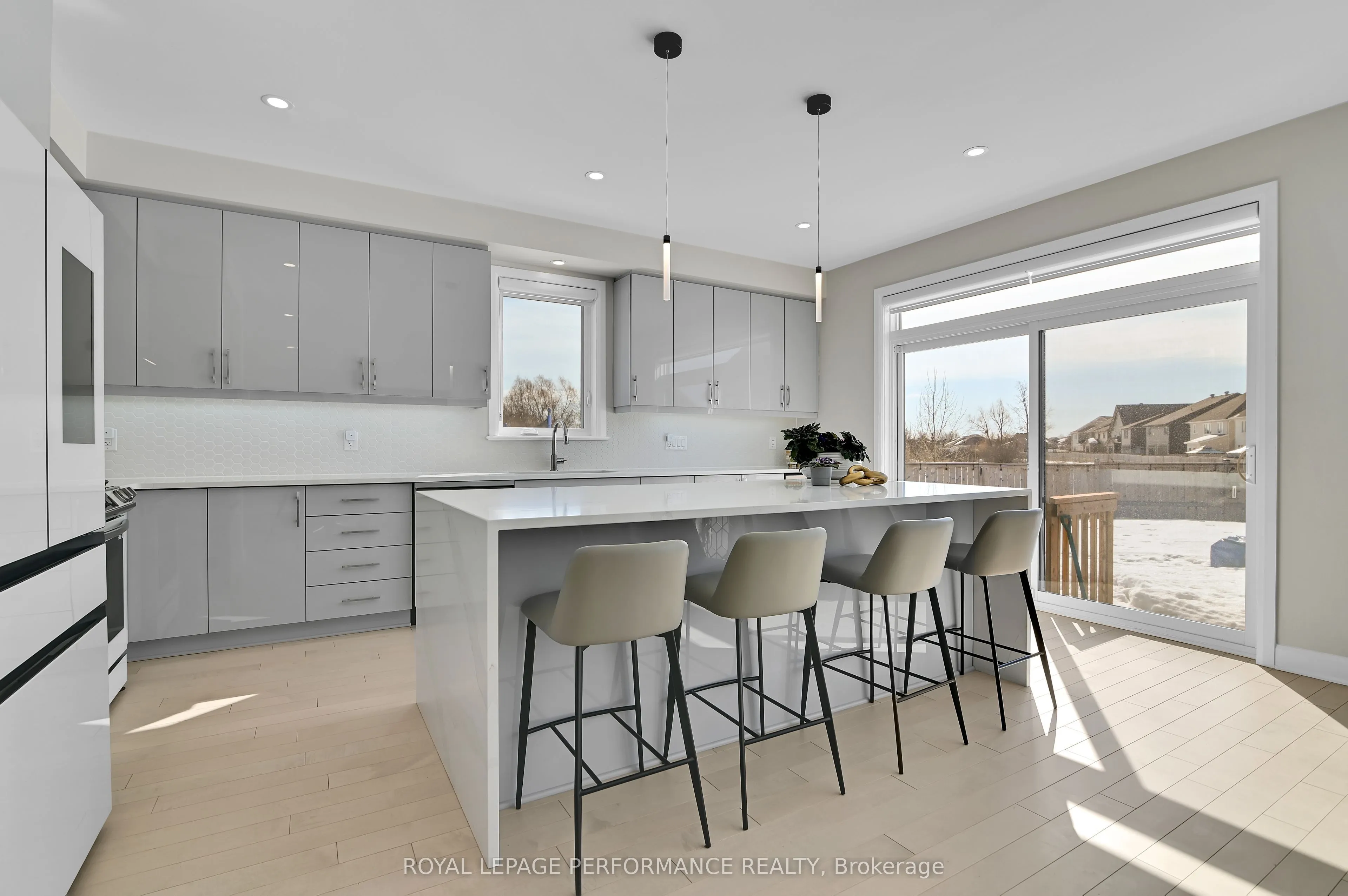 644 Moonflower Crescent