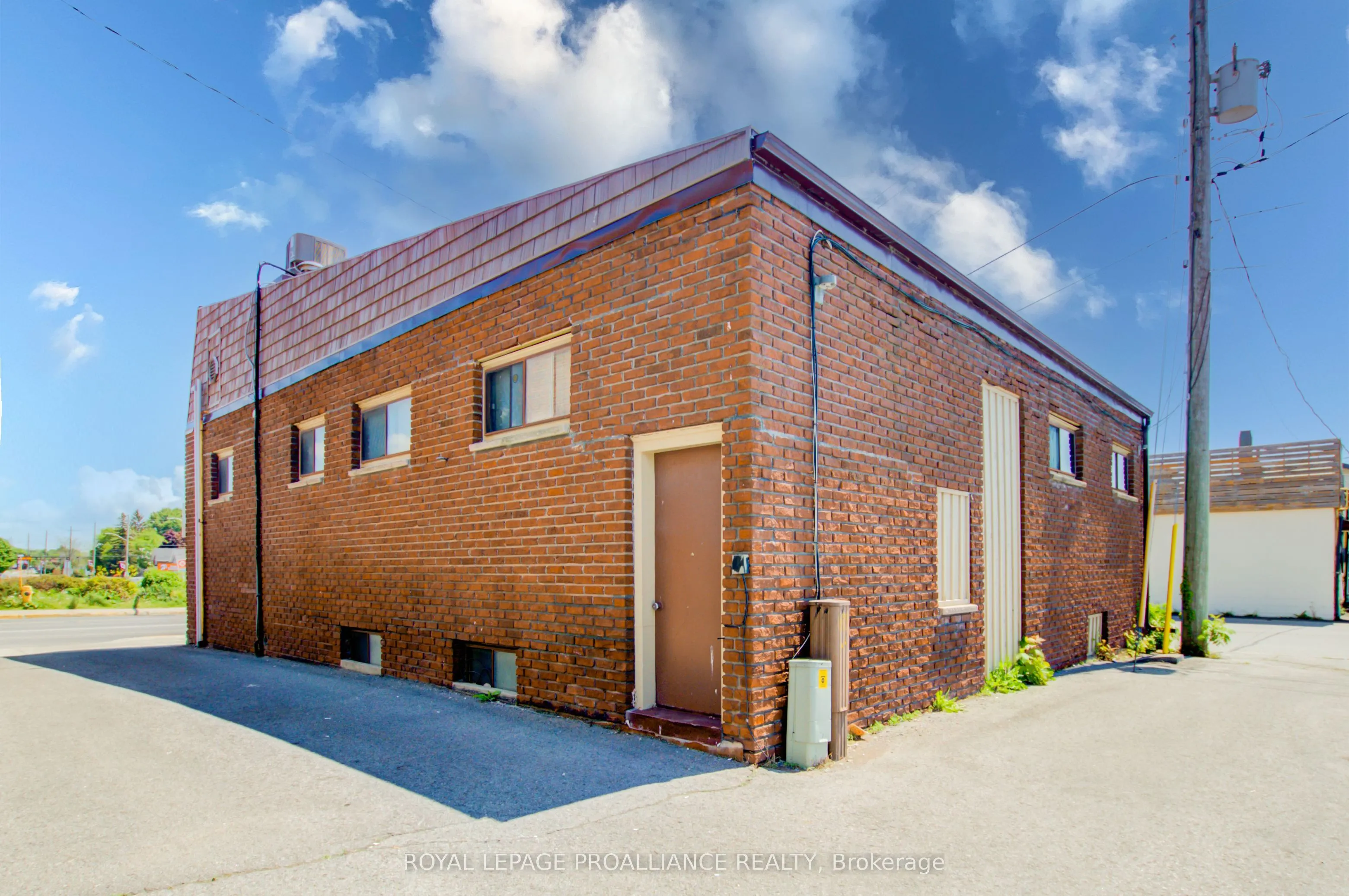 30 Prince Edward Street W