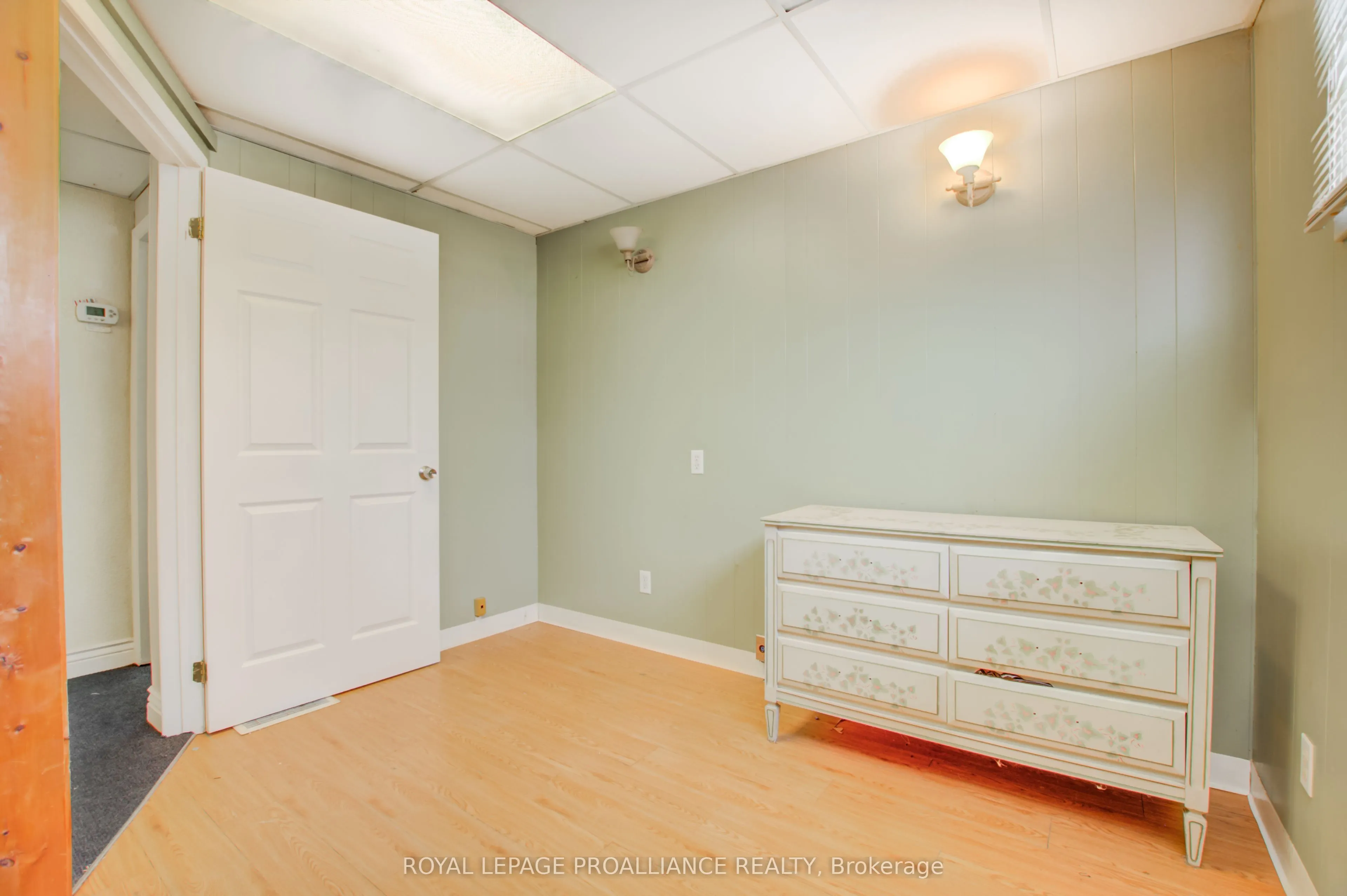 30 Prince Edward Street W