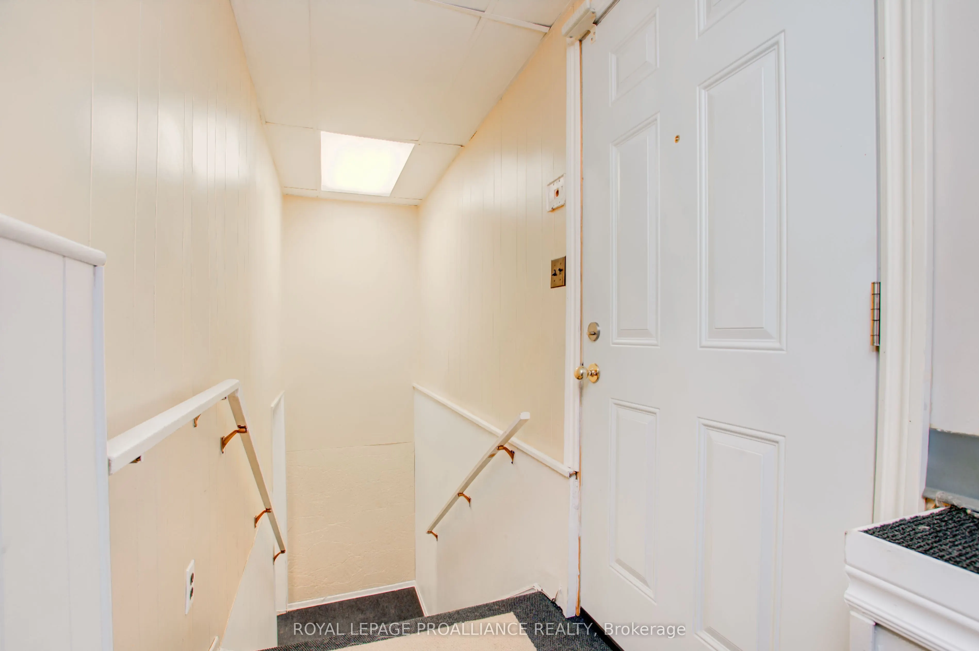 30 Prince Edward Street W