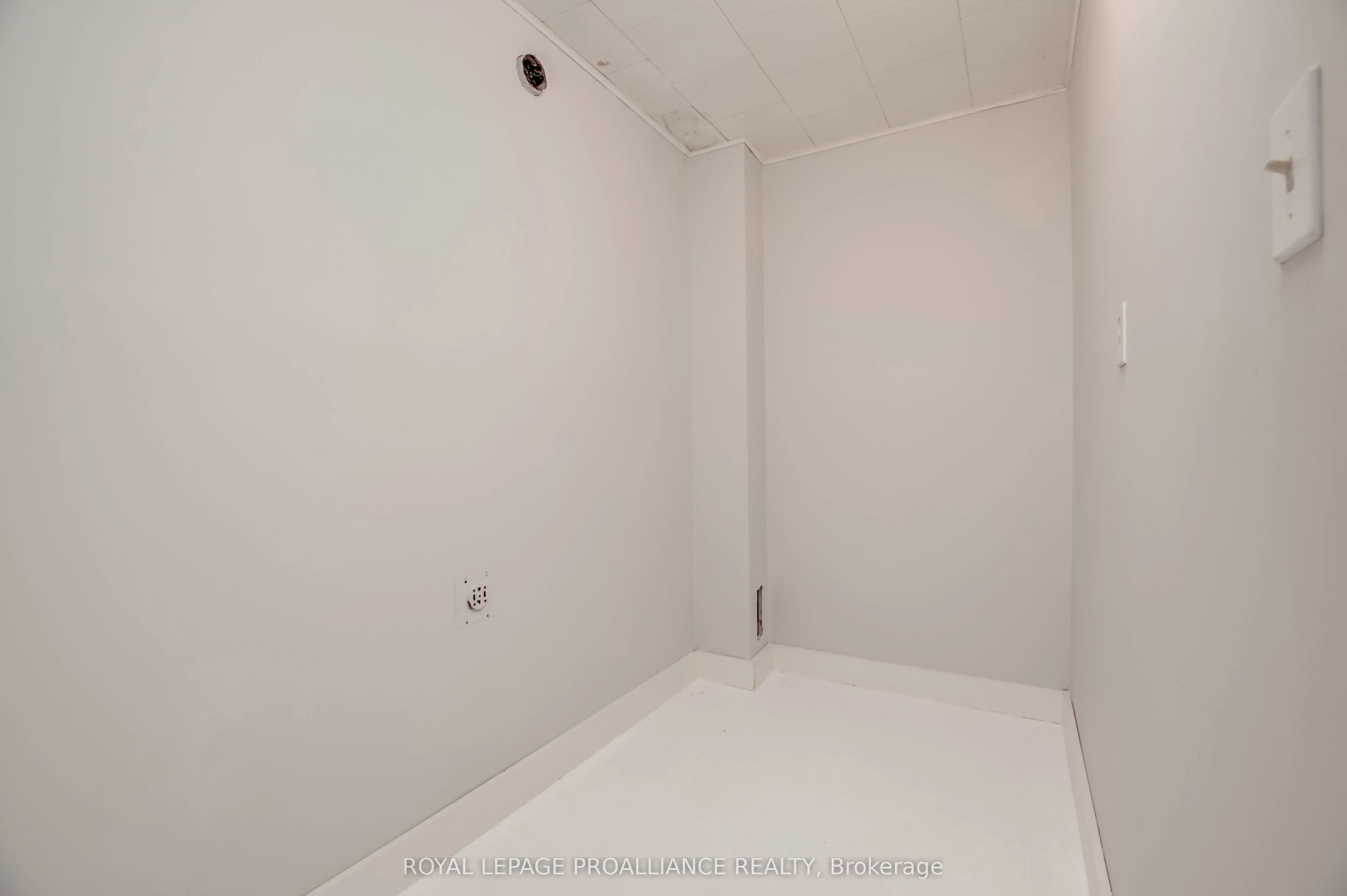 30 Prince Edward Street W