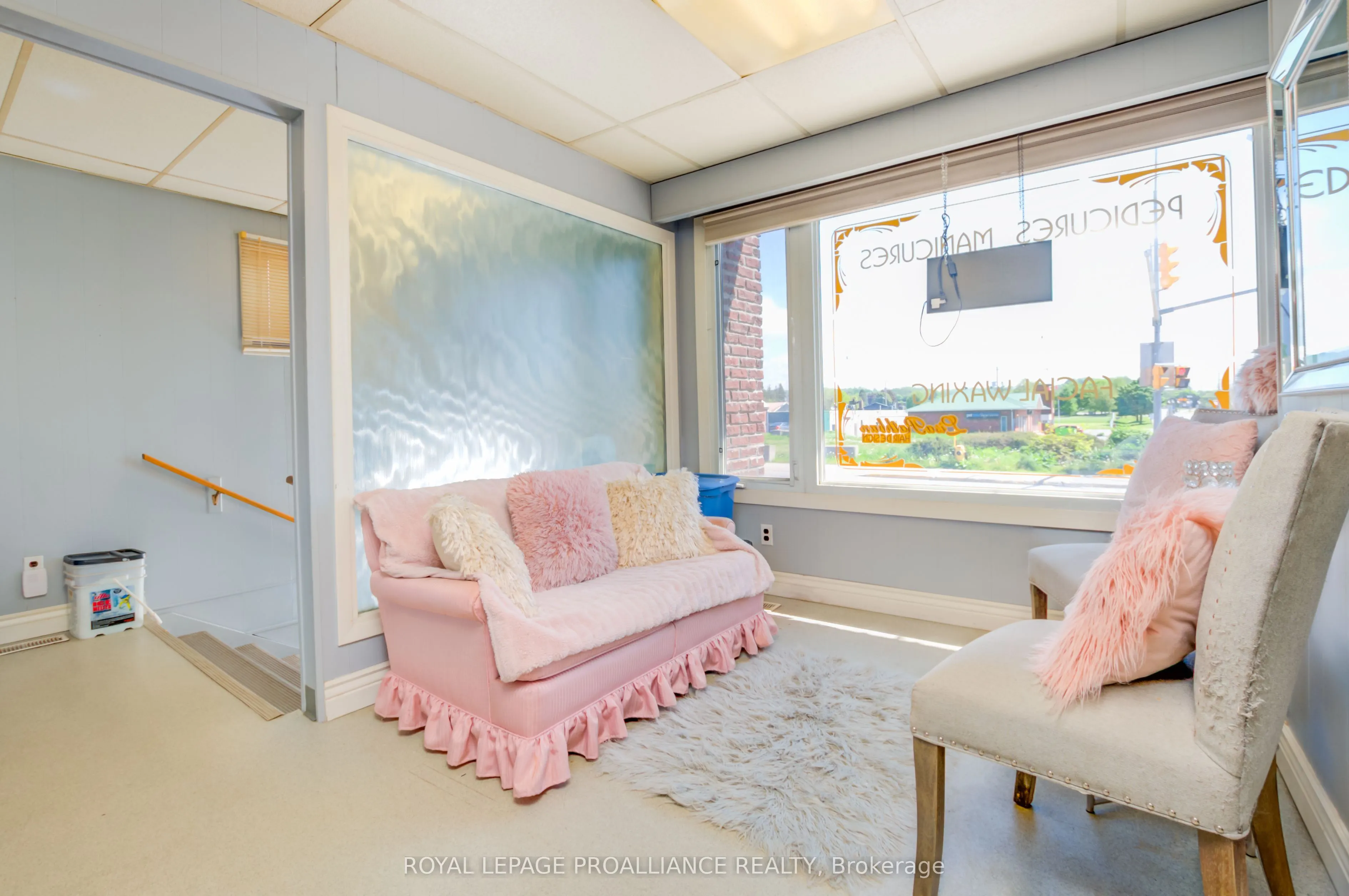 30 Prince Edward Street W