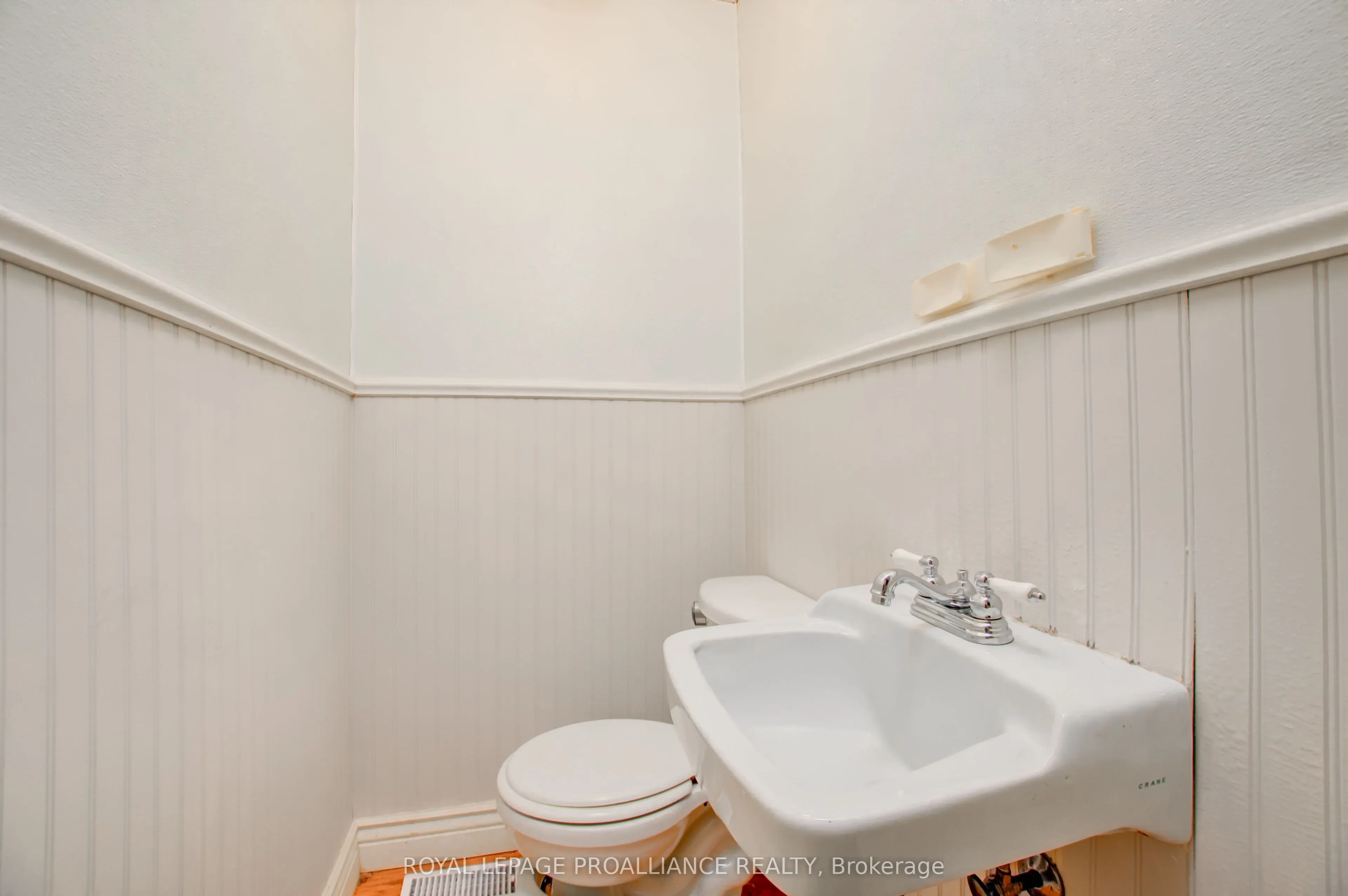 30 Prince Edward Street W
