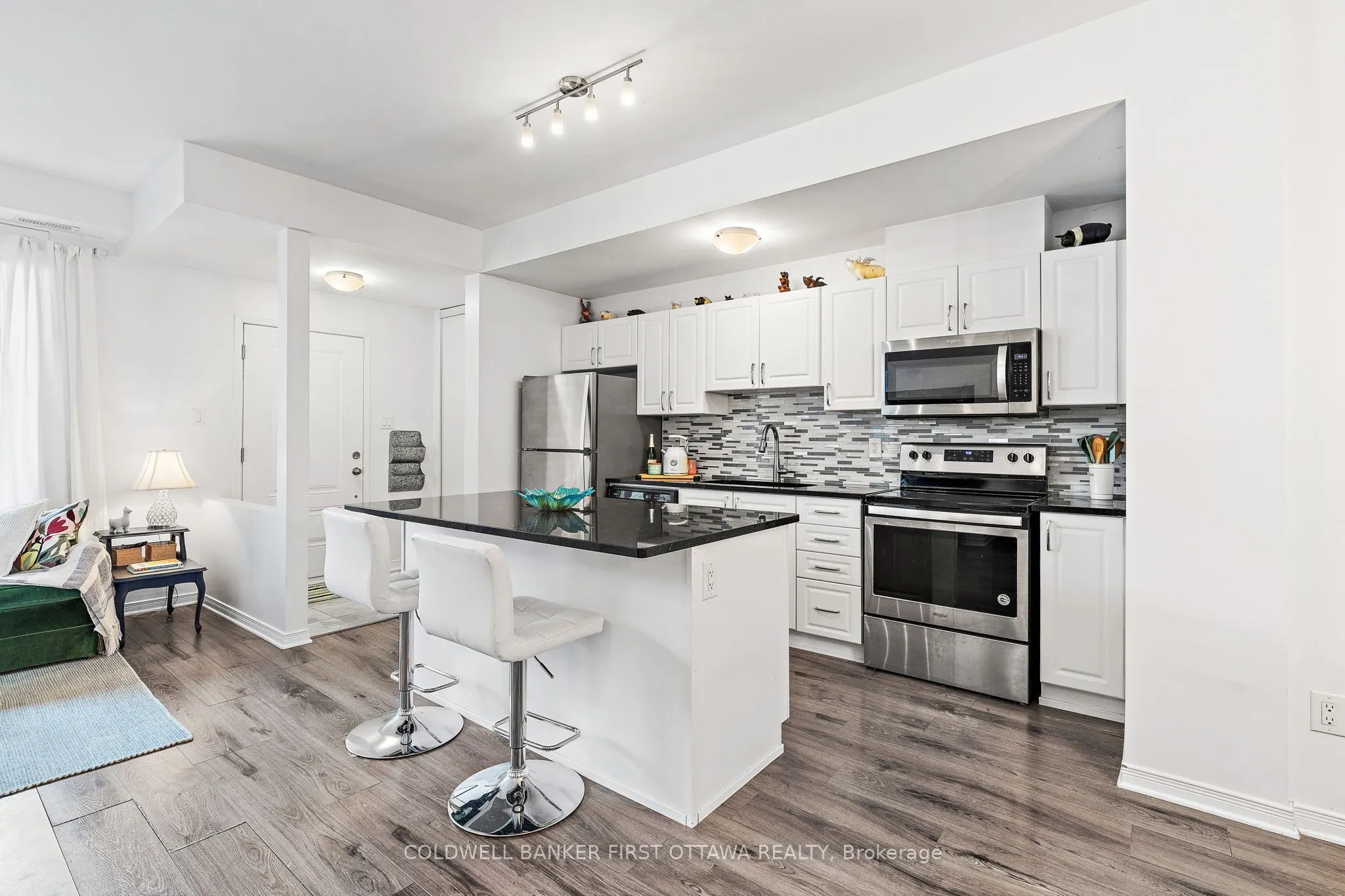 365 Haliburton Heights, #F
