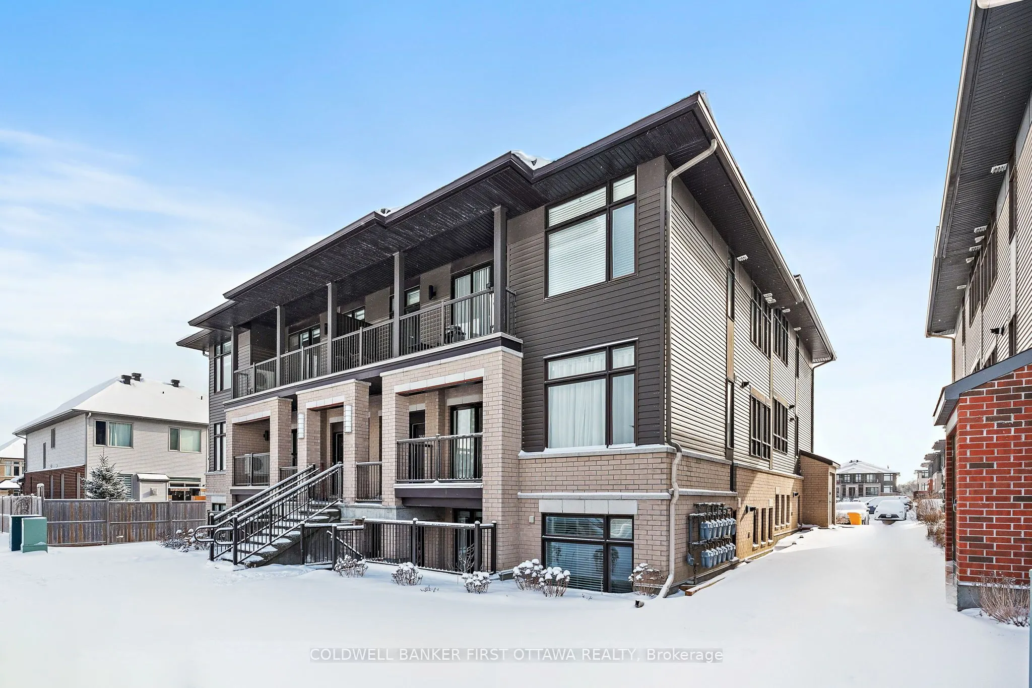 365 Haliburton Heights, #F