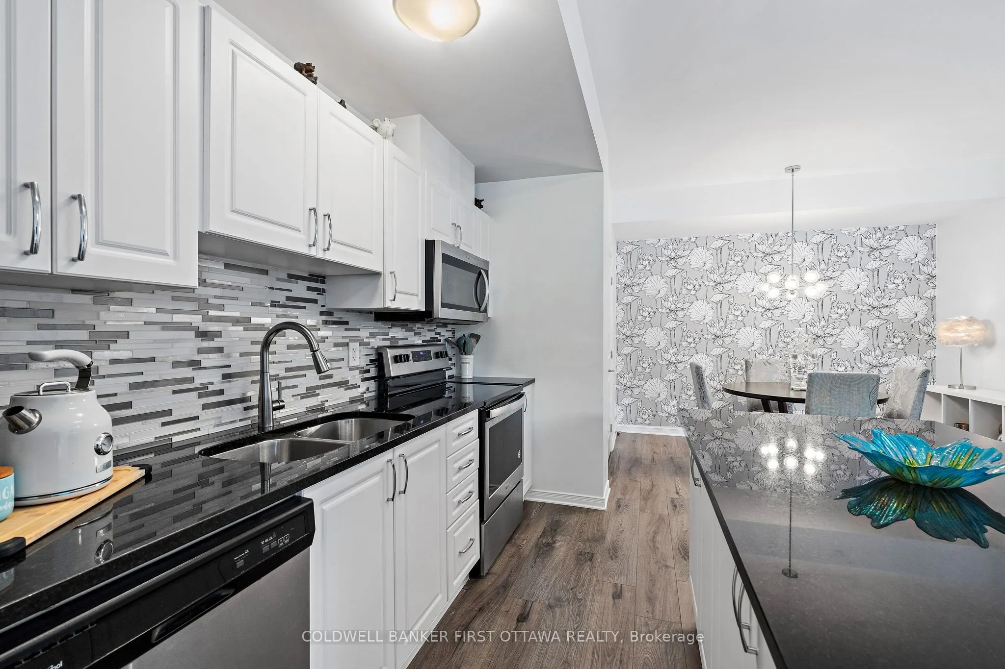 365 Haliburton Heights, #F