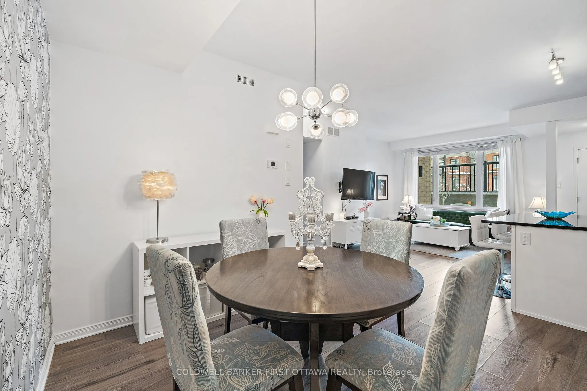 365 Haliburton Heights, #F