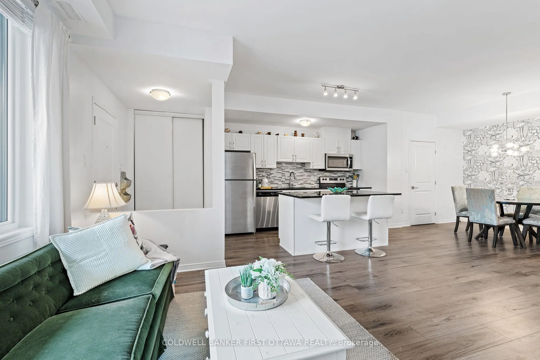 365 Haliburton Heights, #F