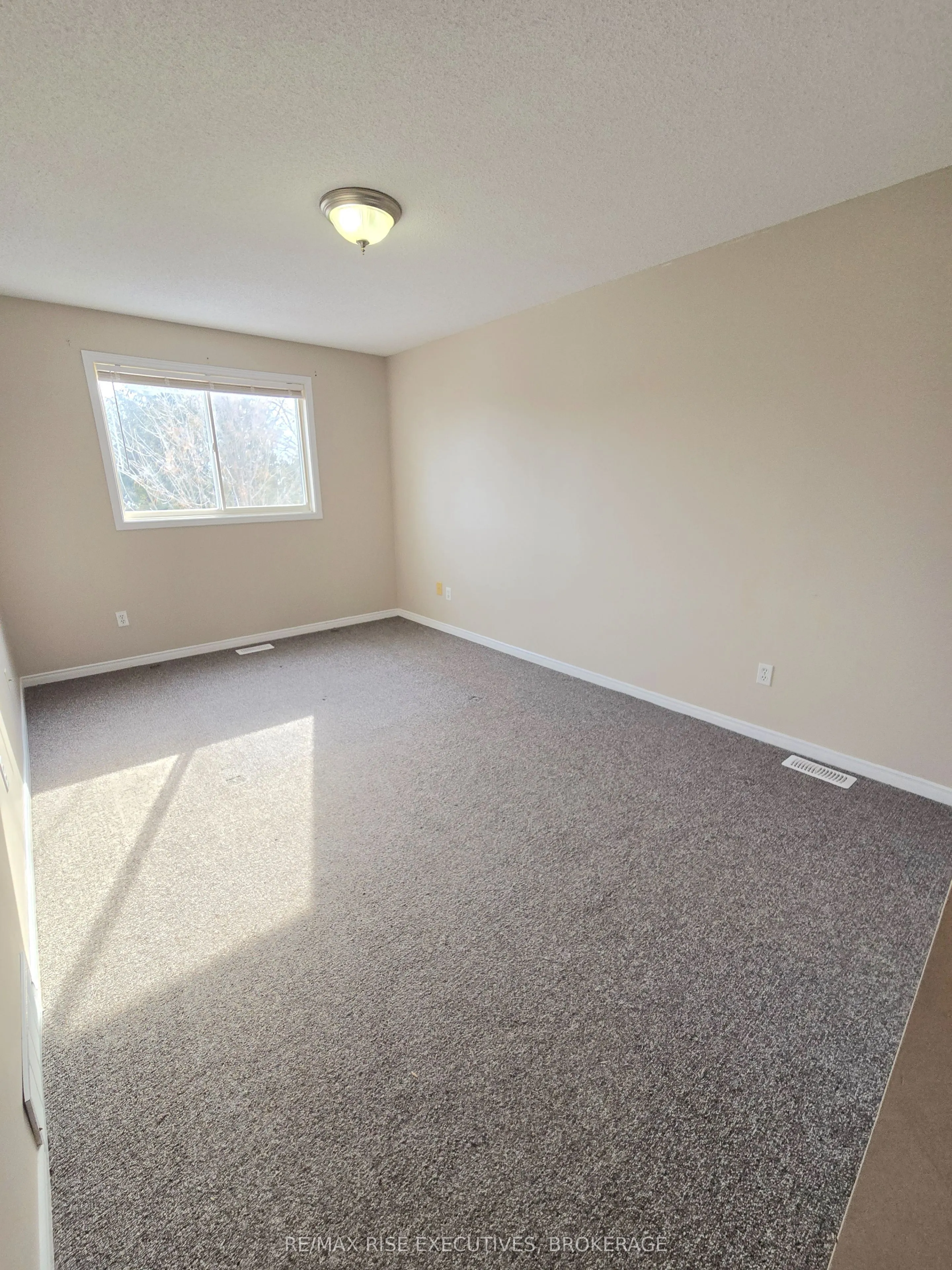 585 MILLWOOD Drive