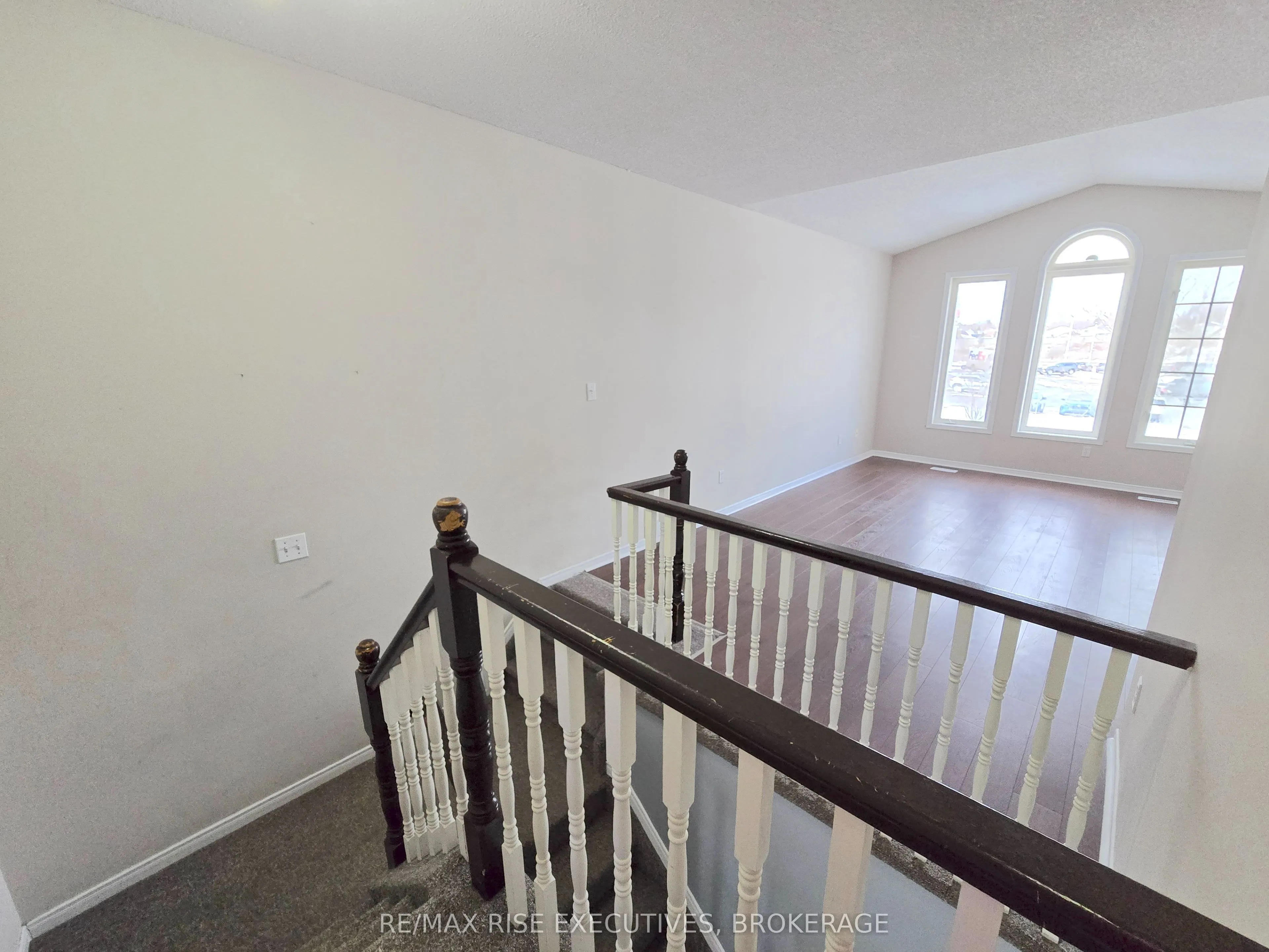585 MILLWOOD Drive