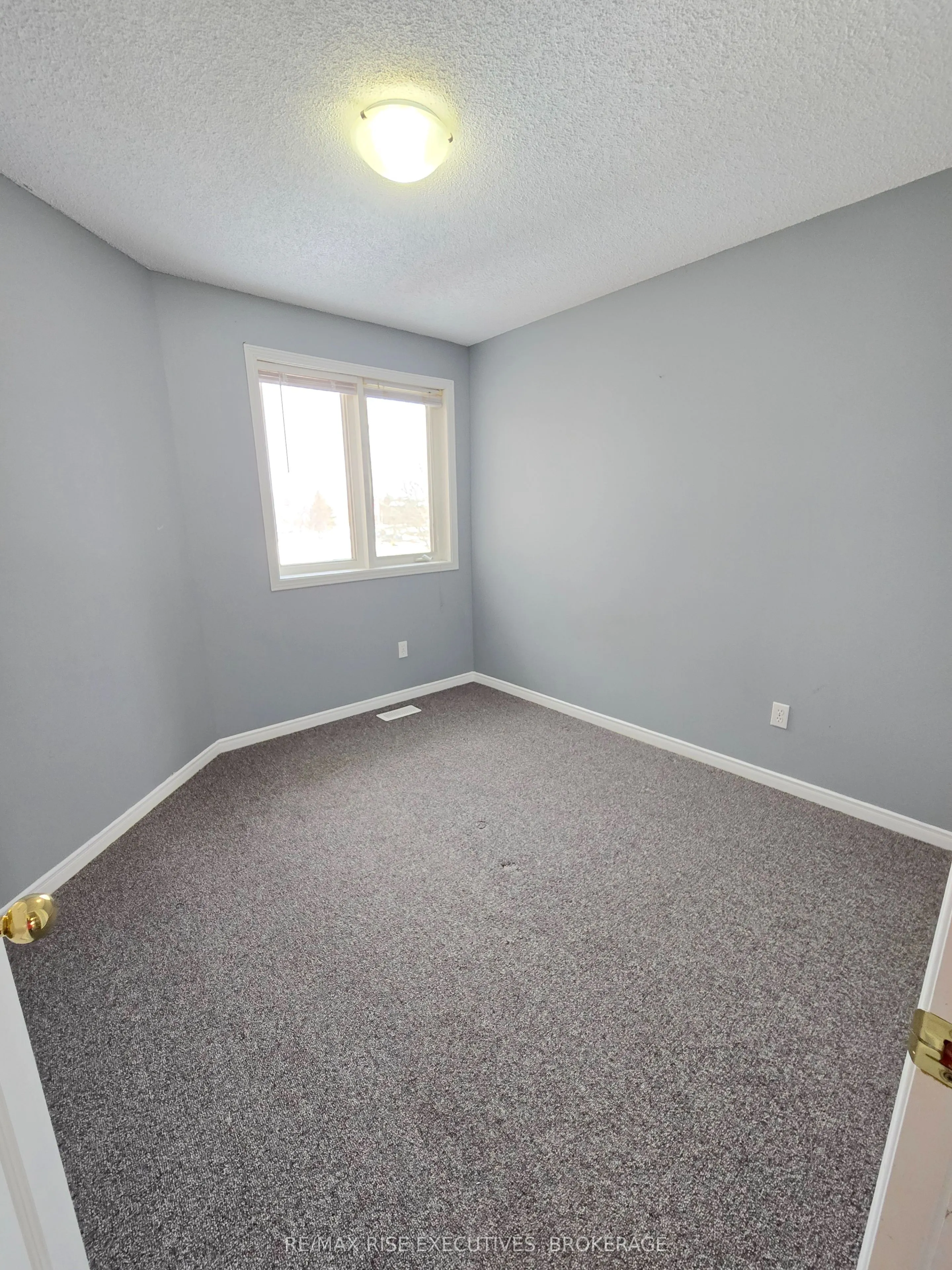 585 MILLWOOD Drive