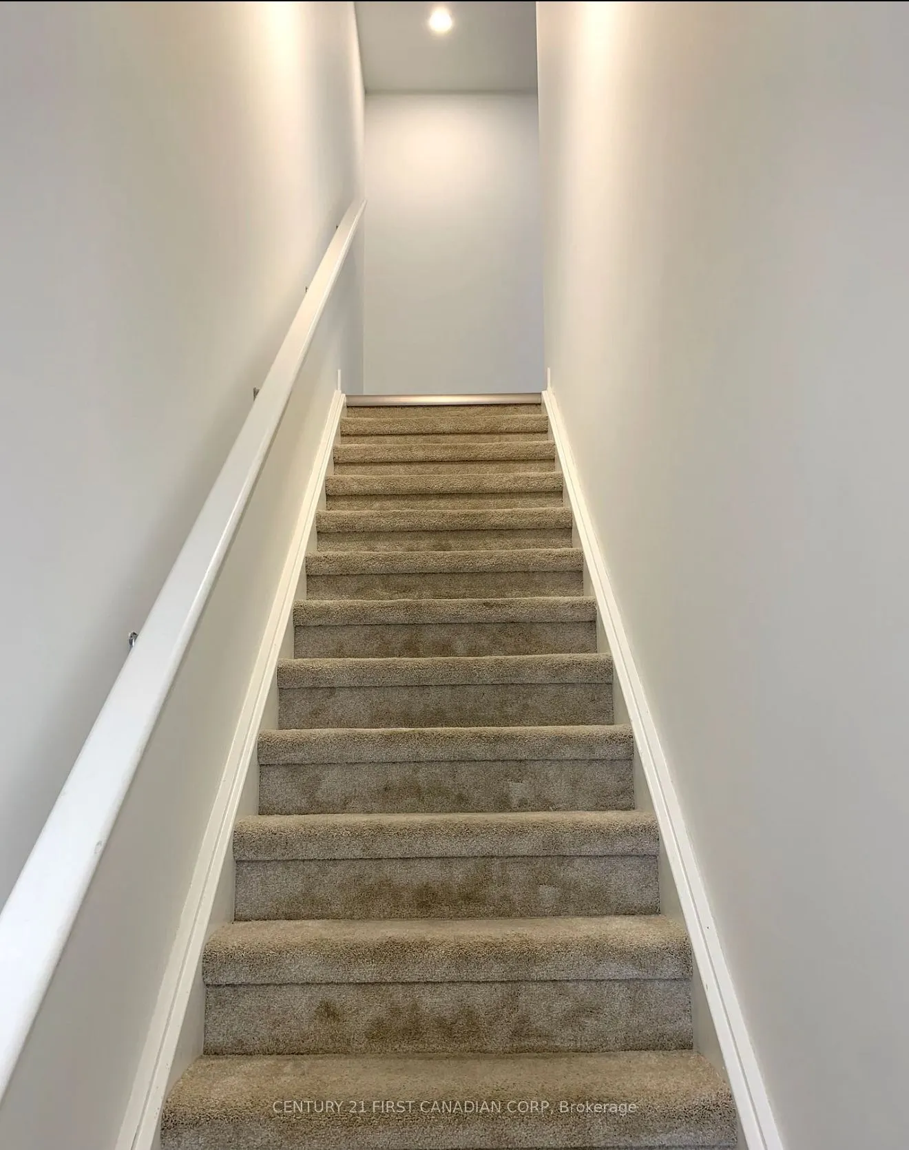 234 Edgevalley Road, #35